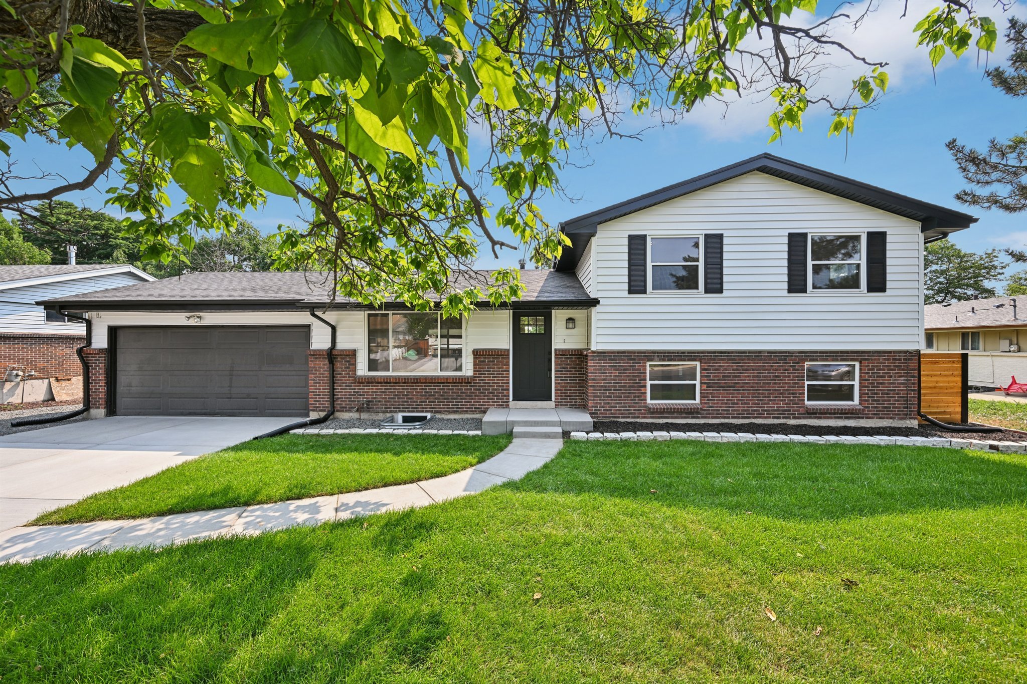 1-web-or-mls-Ingalls Ct-S0108-001.jpg