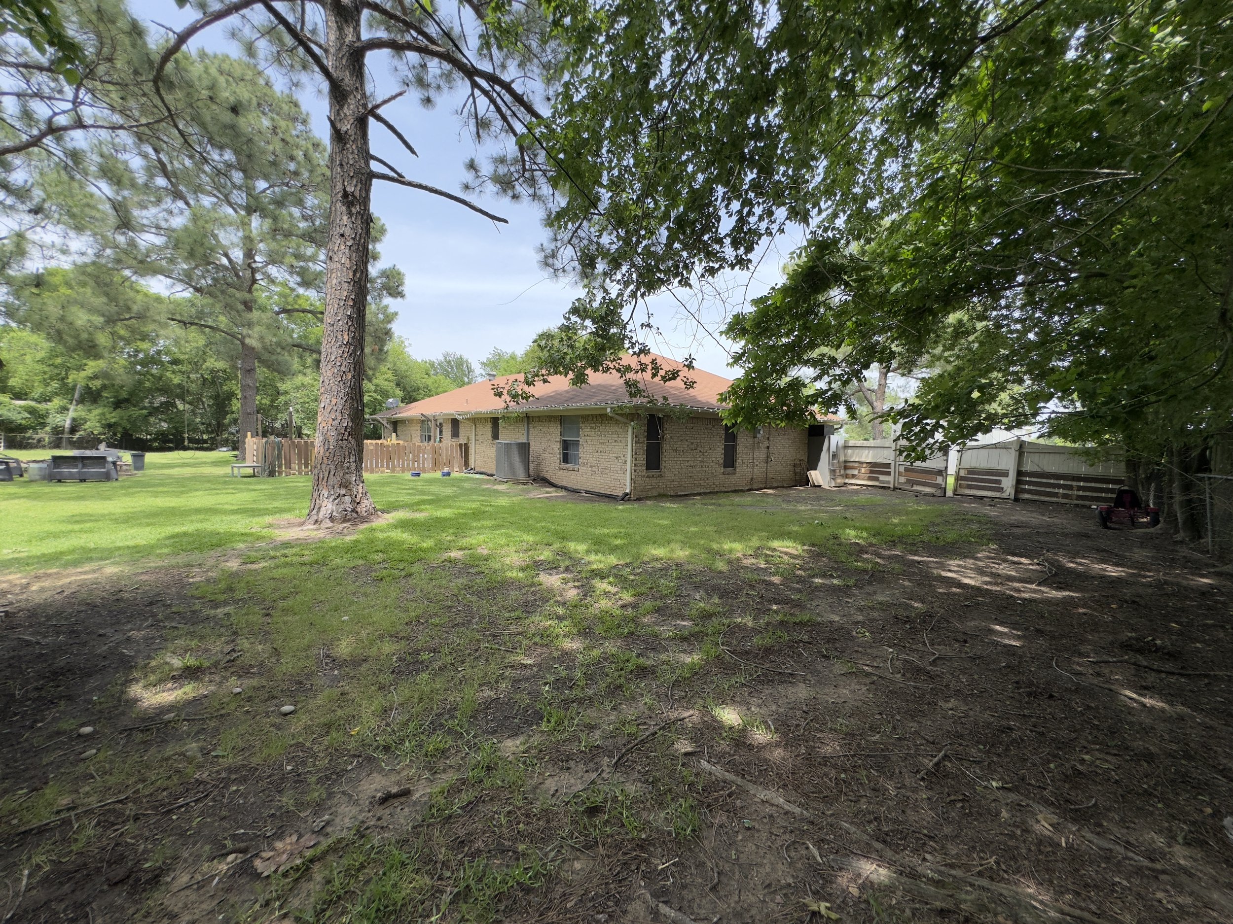 Copy of 23-last back yard .jpeg