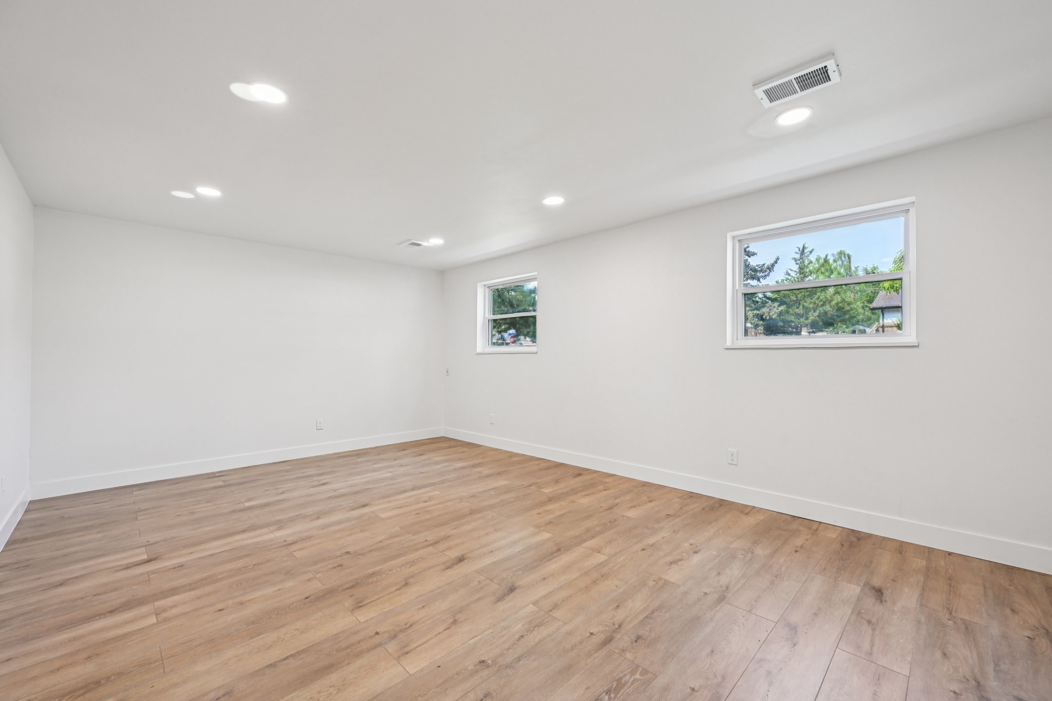 32-web-or-mls-Ingalls Ct-S0108-032.jpg