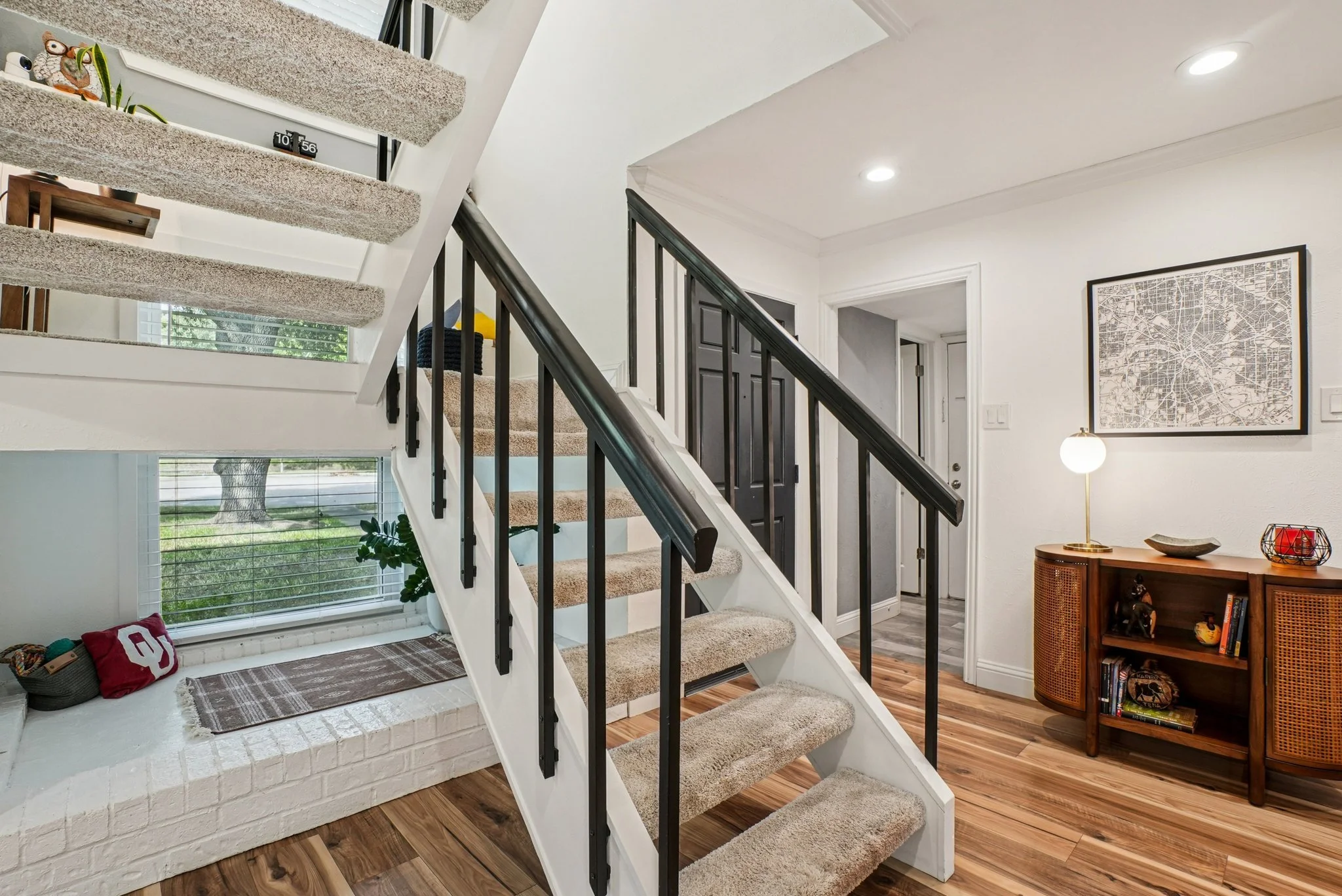 23-web-or-mls-Roxton Ct-S2410-023.jpg