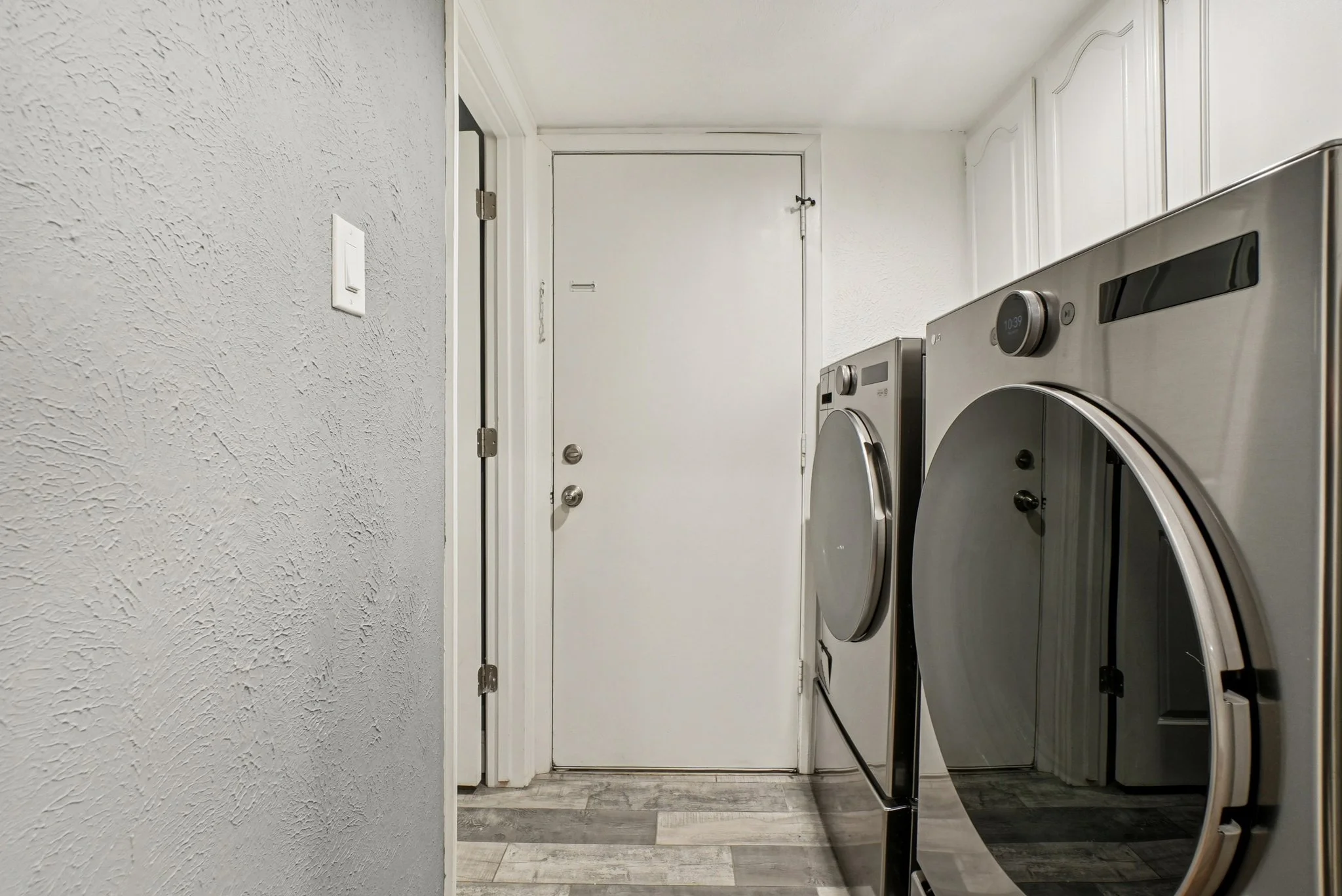 25-web-or-mls-Roxton Ct-S2410-025.jpg