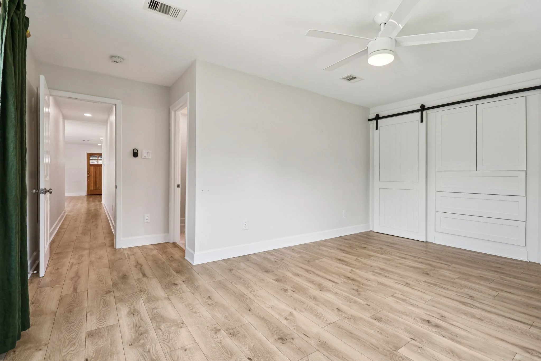 28-web-or-mls-Avenue Of Oaks St-S0409-028.jpg
