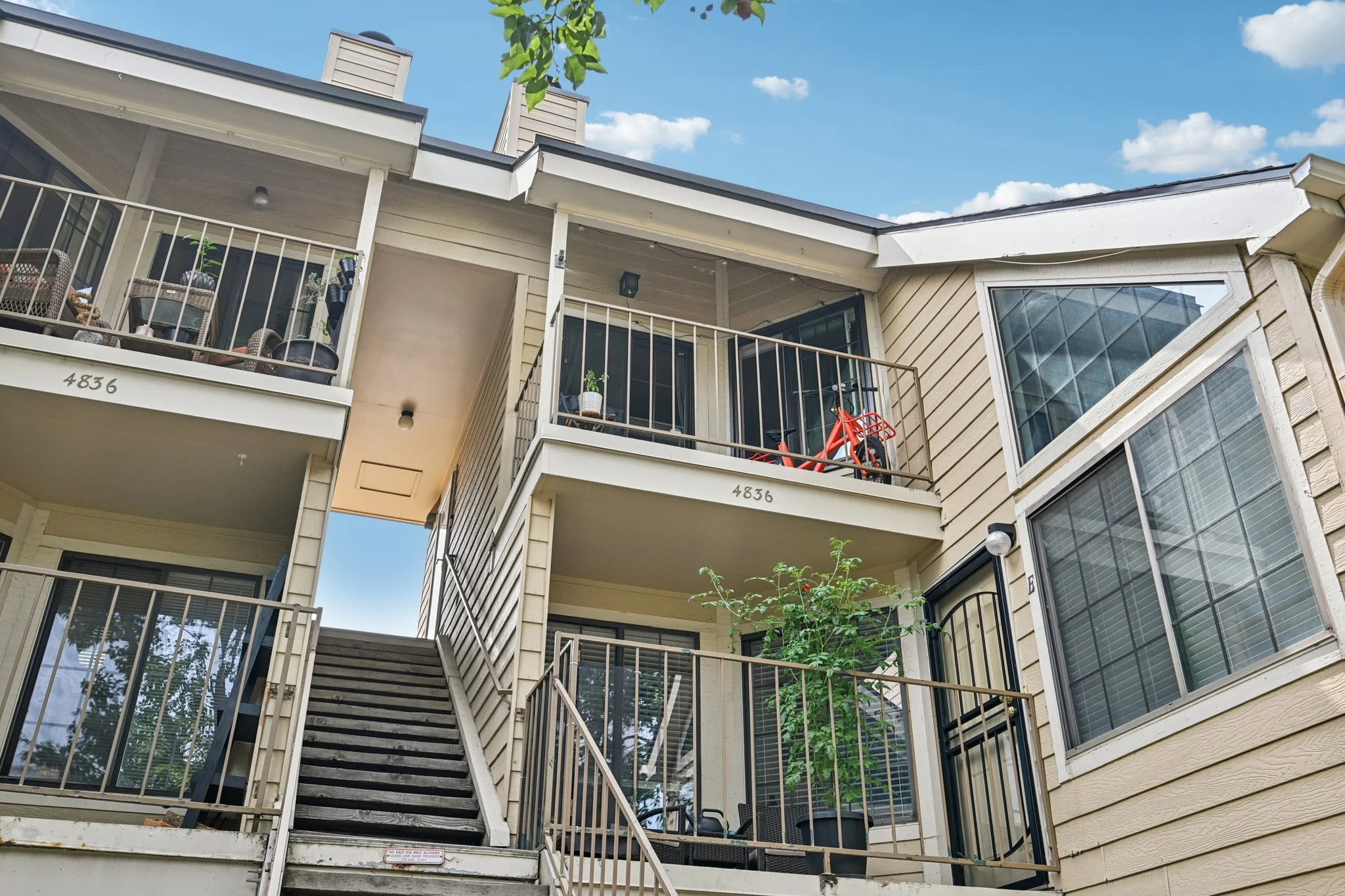 34-web-or-mls-E Kentucky Ave-S2708-034.jpg