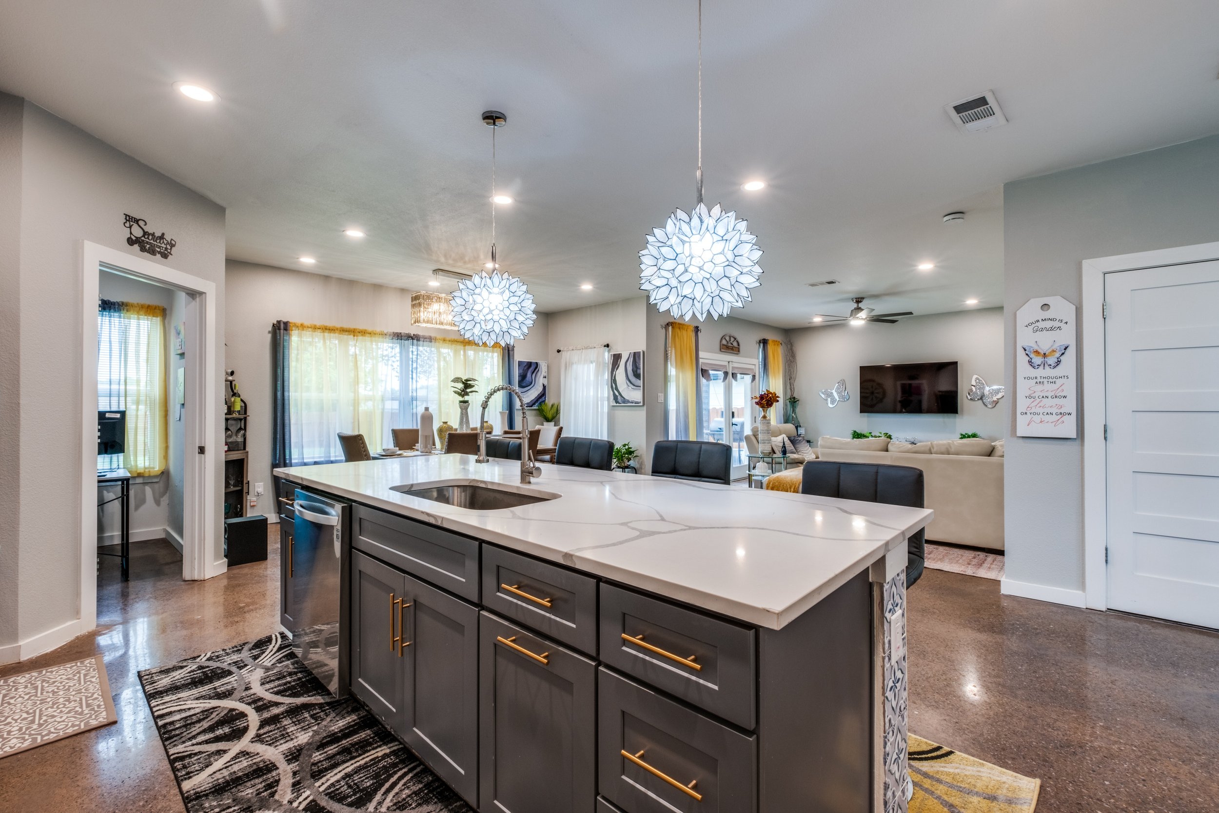 1339-hendricks-ave-dallas-tx-75216-High-Res-12.jpg