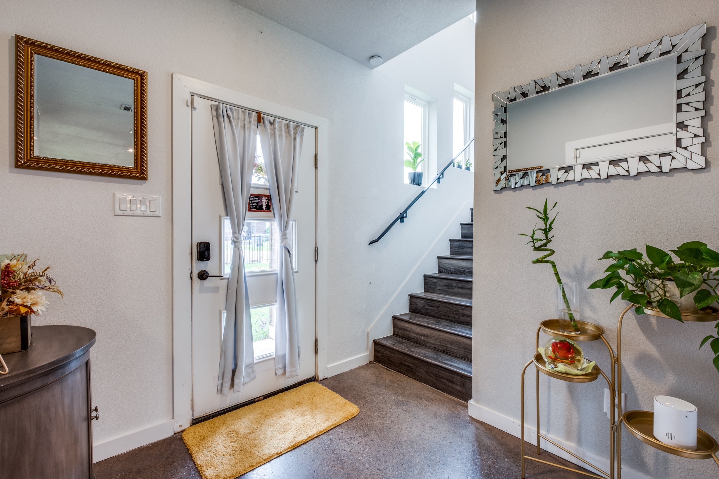 1339-hendricks-ave-dallas-tx-75216-High-Res-7.jpg