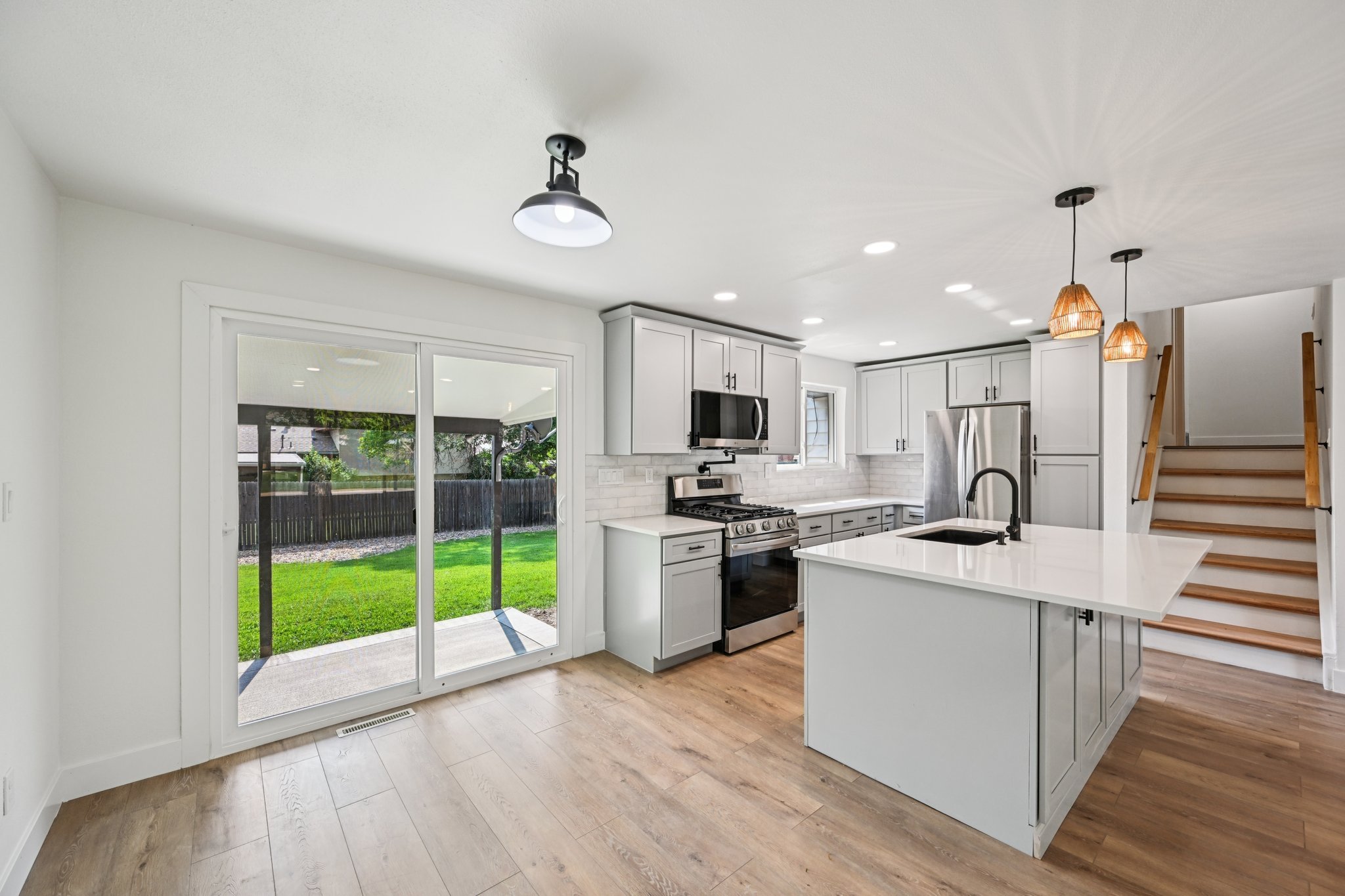 11-web-or-mls-Ingalls Ct-S0108-011.jpg