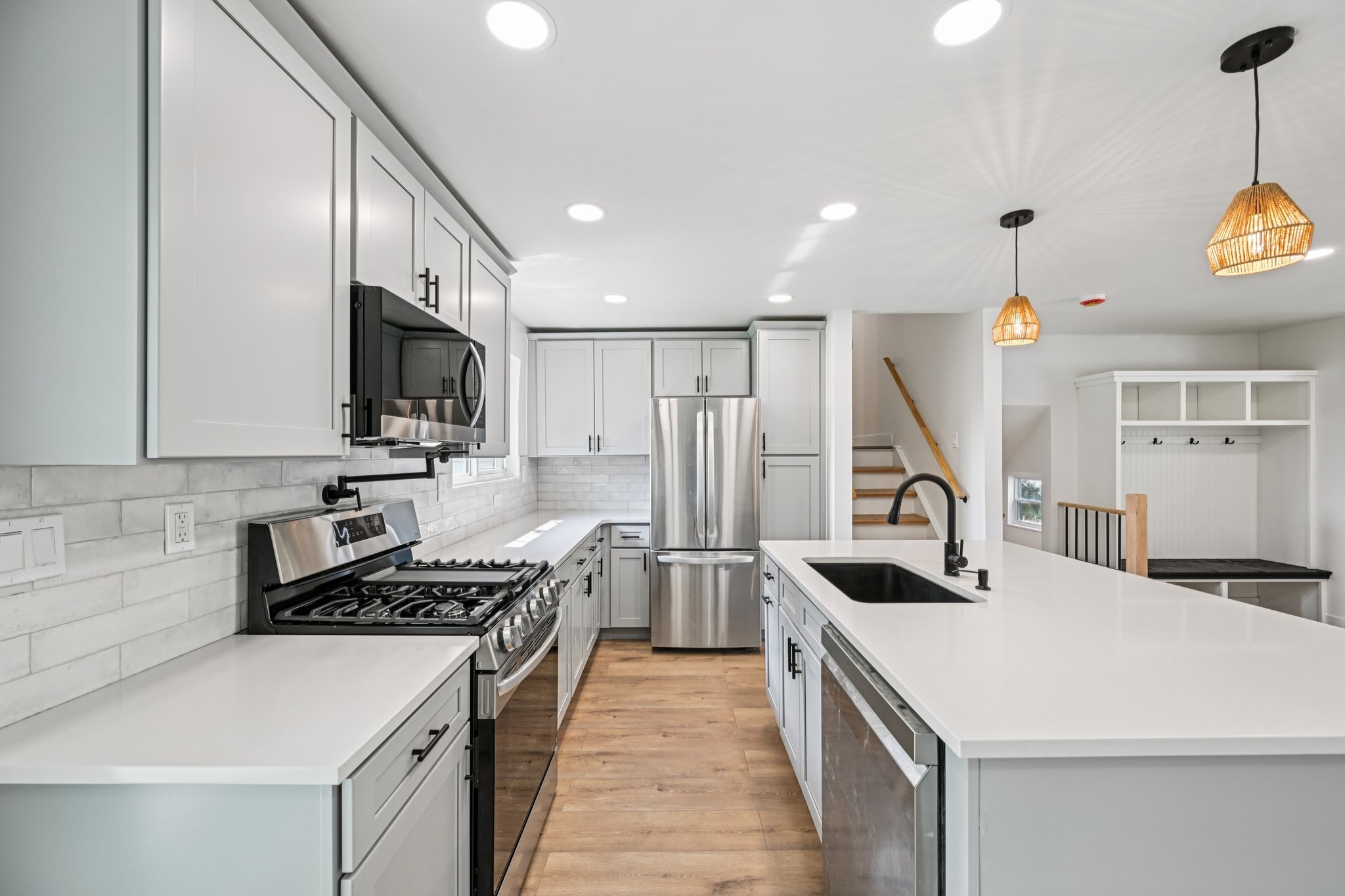 15-web-or-mls-Ingalls Ct-S0108-015.jpg