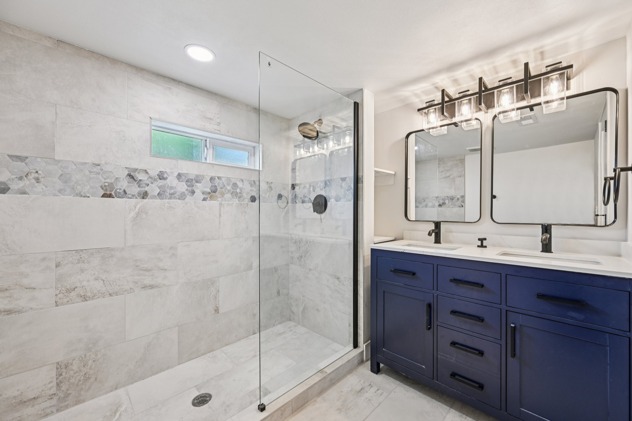37-web-or-mls-Ingalls Ct-S0108-037.jpg