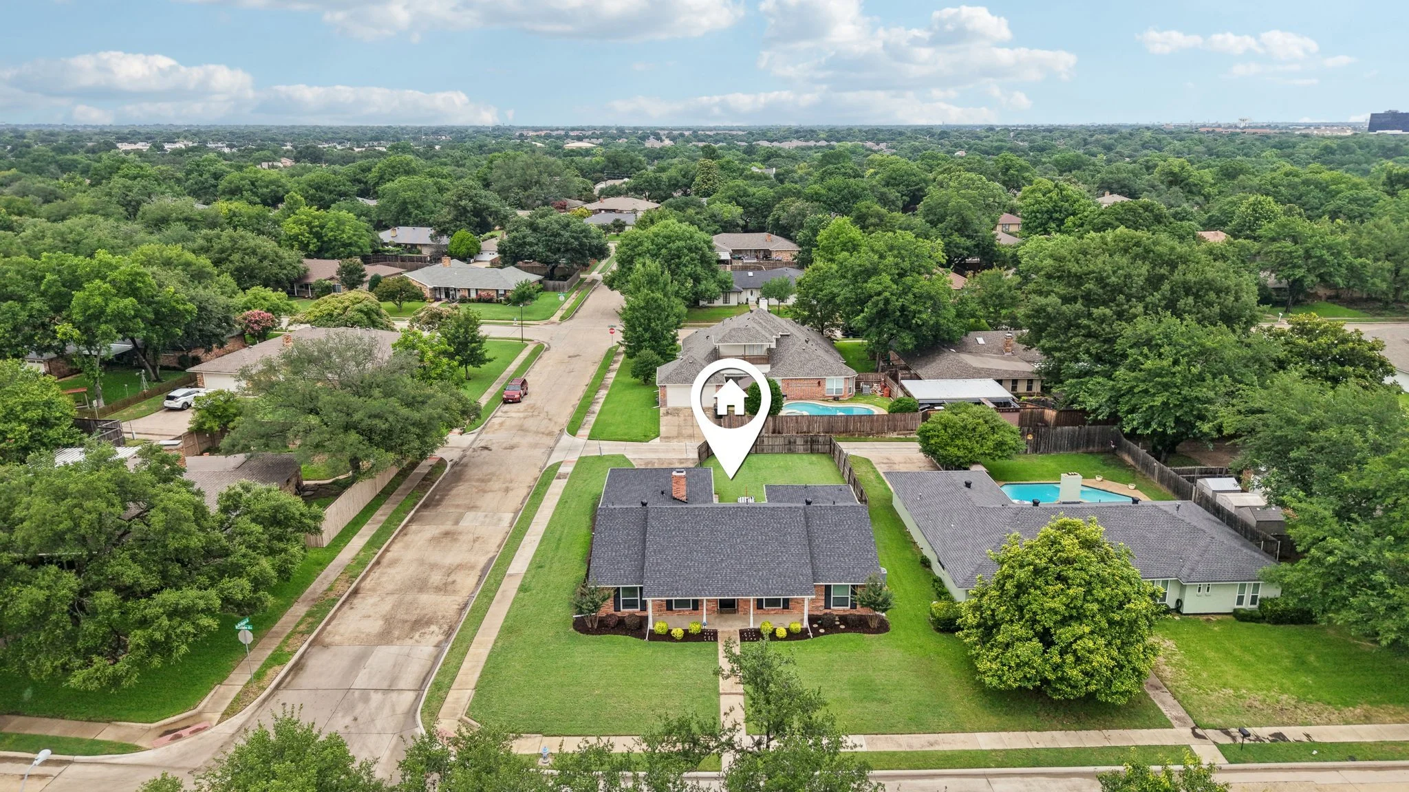 42-web-or-mls-Westlake Dr-1206-040.jpg