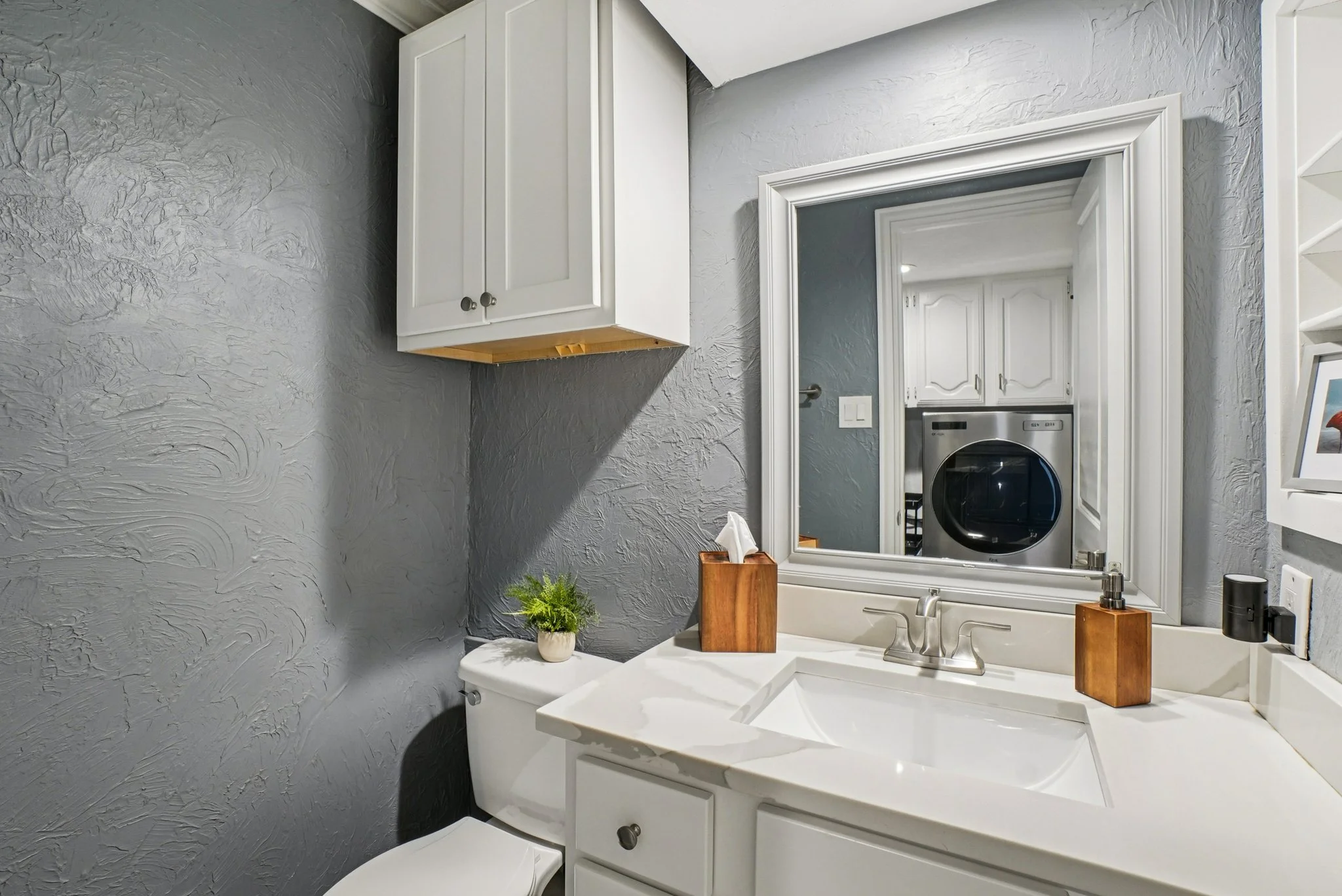 27-web-or-mls-Roxton Ct-S2410-027.jpg