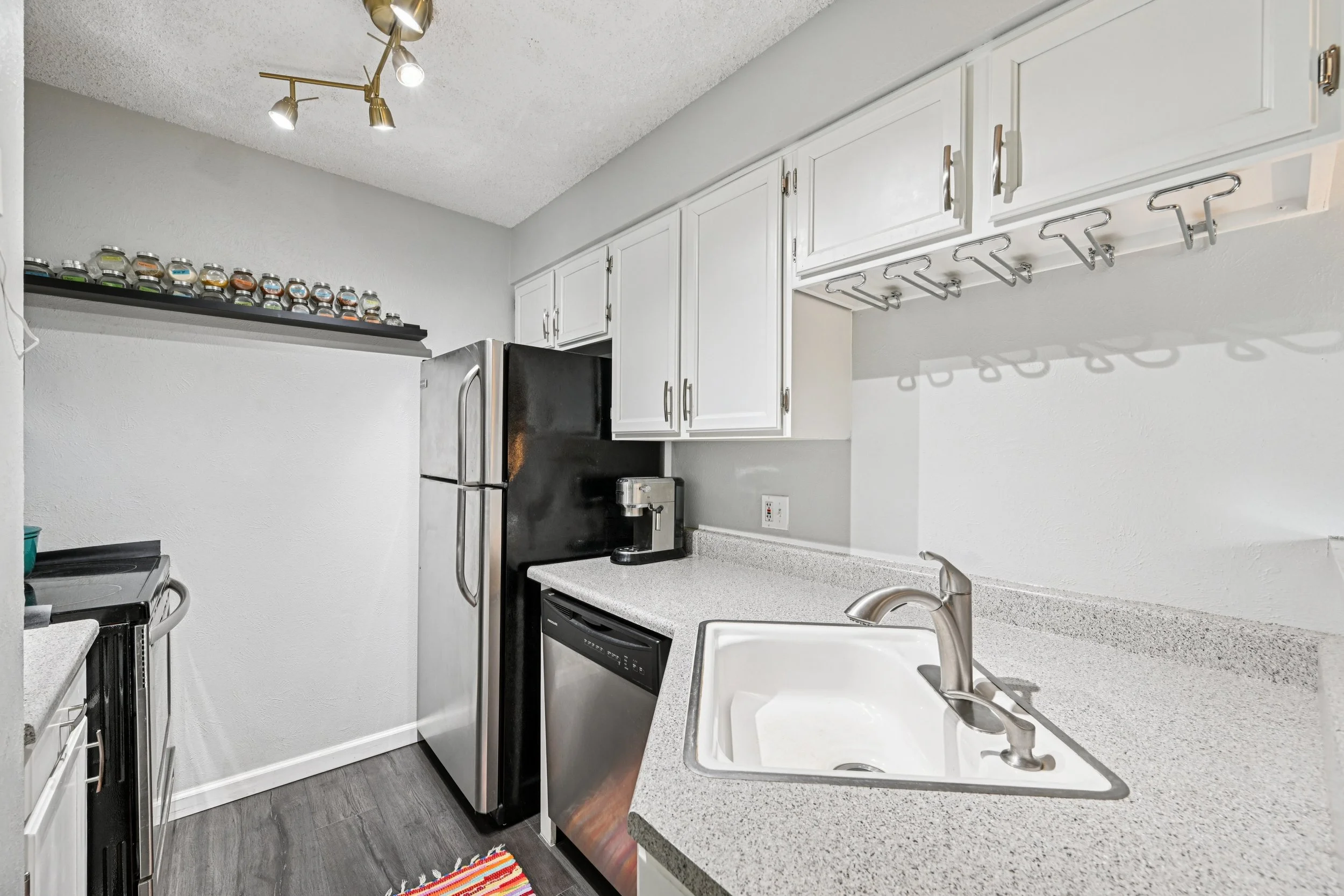 15-print-E Kentucky Ave-S2708-015.jpg