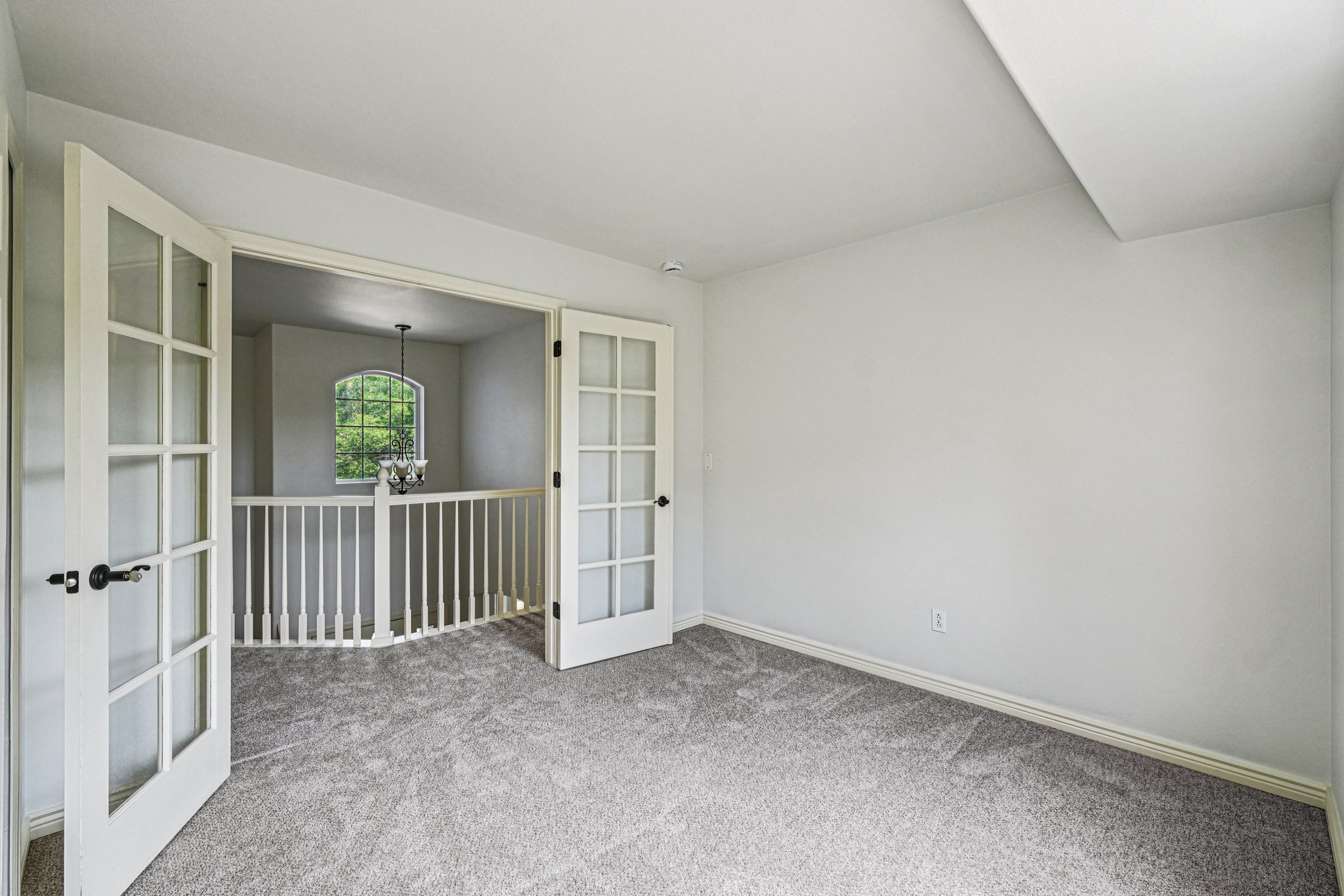 44-web-or-mls-Wimbleton Ct-S2407-044.jpg