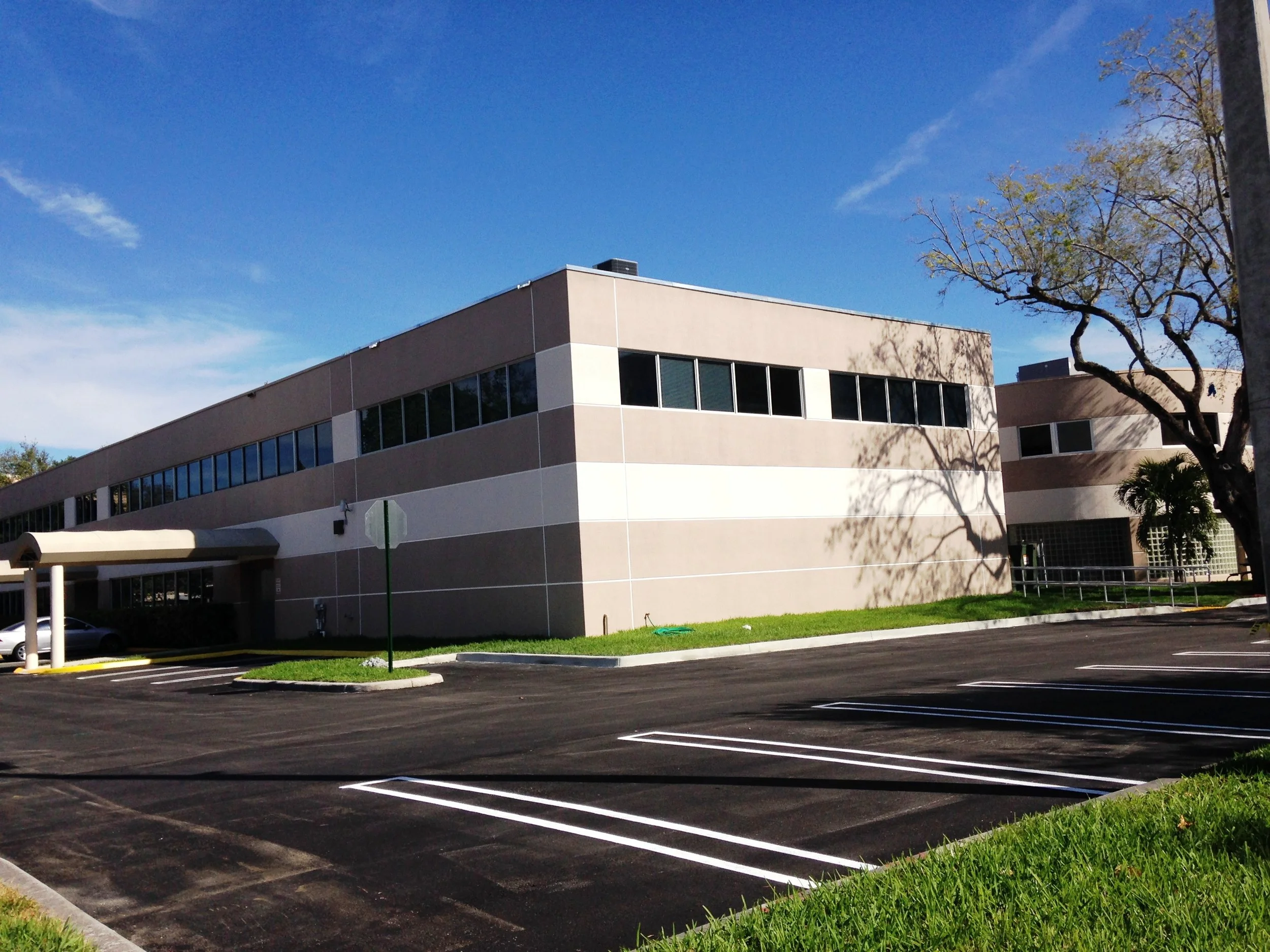 IDA-STORAGE & OFFICES  AERIAL FACADES FINAL-1.JPG