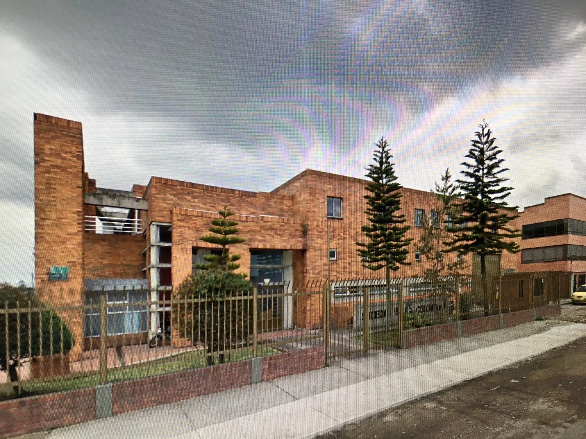 PLANTA SOC BIBLICA Bogota.JPG