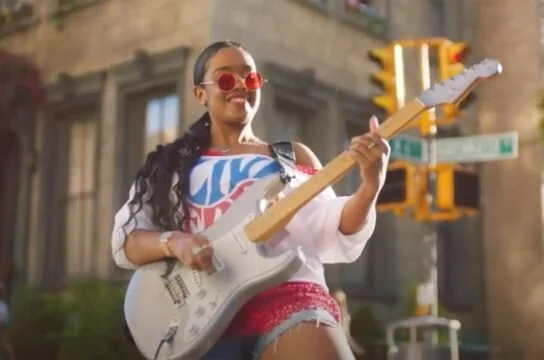 H.E.R. Releases Cover Of George Michael’s ‘Freedom’ For Old Navy Summer Campaign