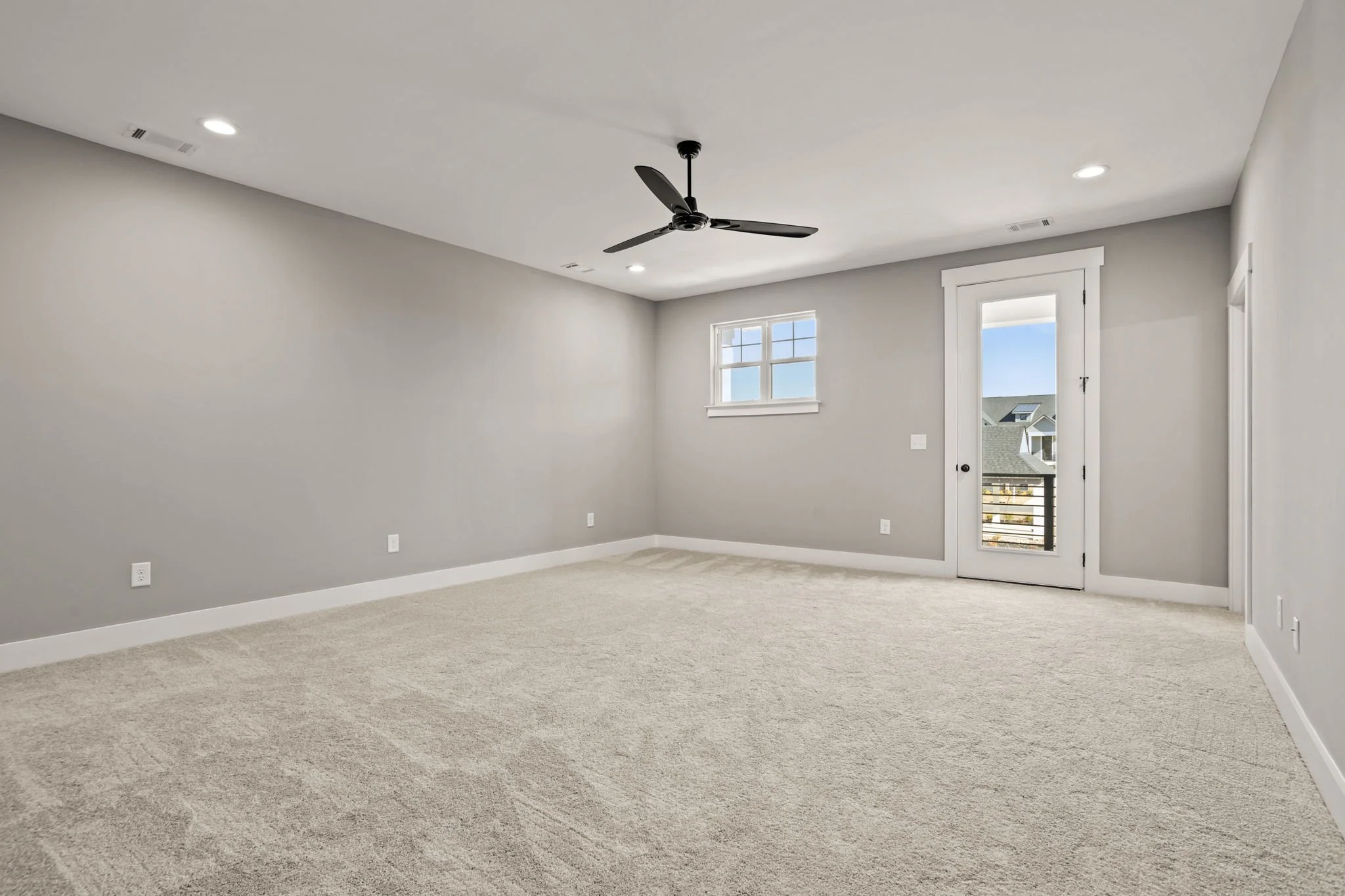 12-web-or-mls-squirespointtownhomes-12.jpg