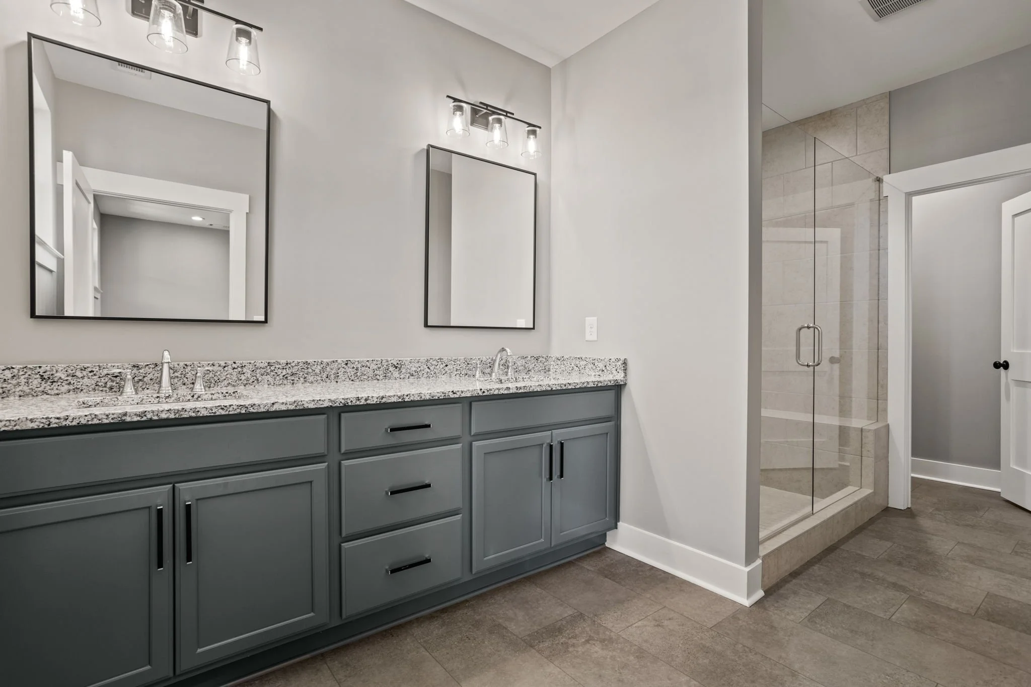 14-web-or-mls-squirespointtownhomes-14.jpg