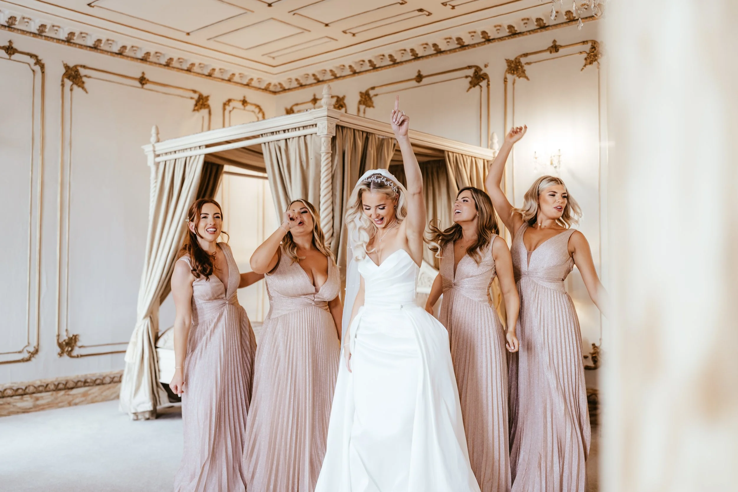 Amy&Brett_Gosfield_Hall_Wedding-150.jpg