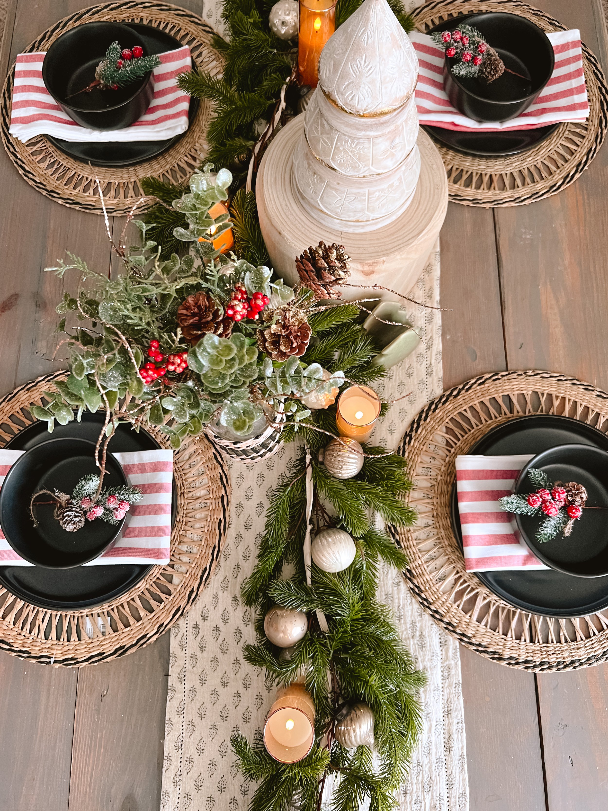 christmas-table-ideas-2025-betsy-myrilla