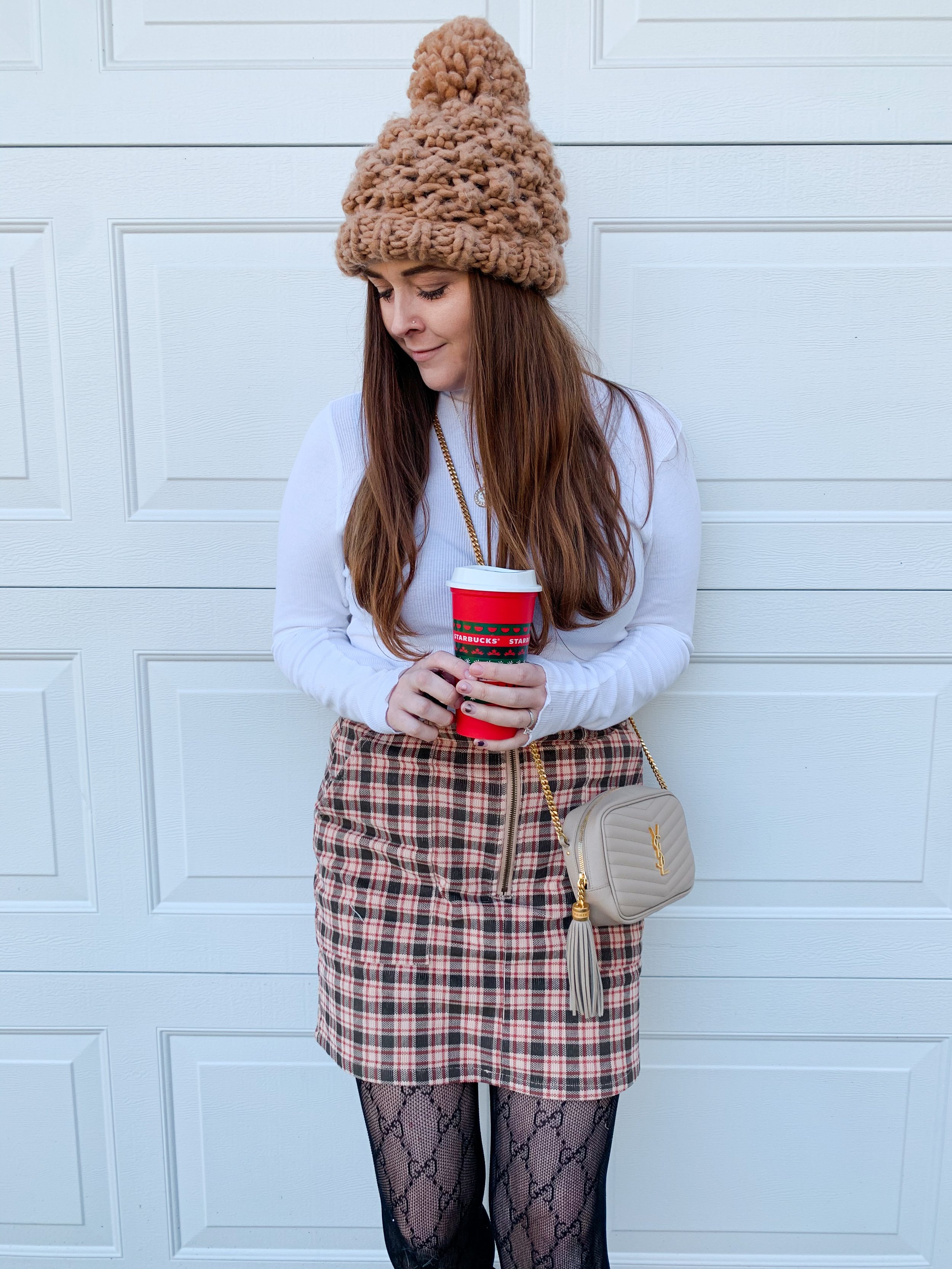 gucci tights and leather skirt  Winter outfit inspiration, Gucci tights,  Outfits