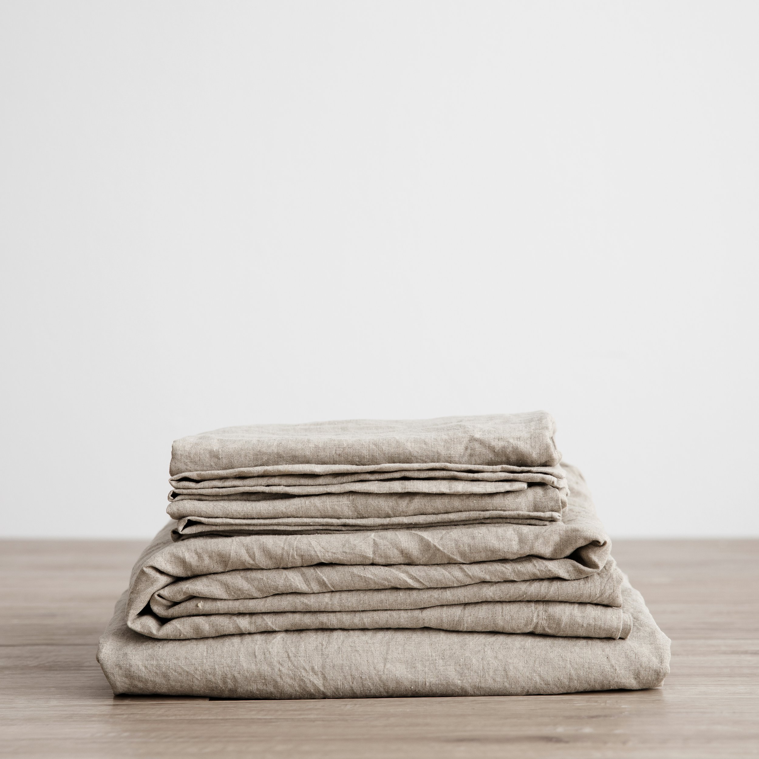 Cultiver Blush Linen King Size Sheet Set by Anja Michals Design