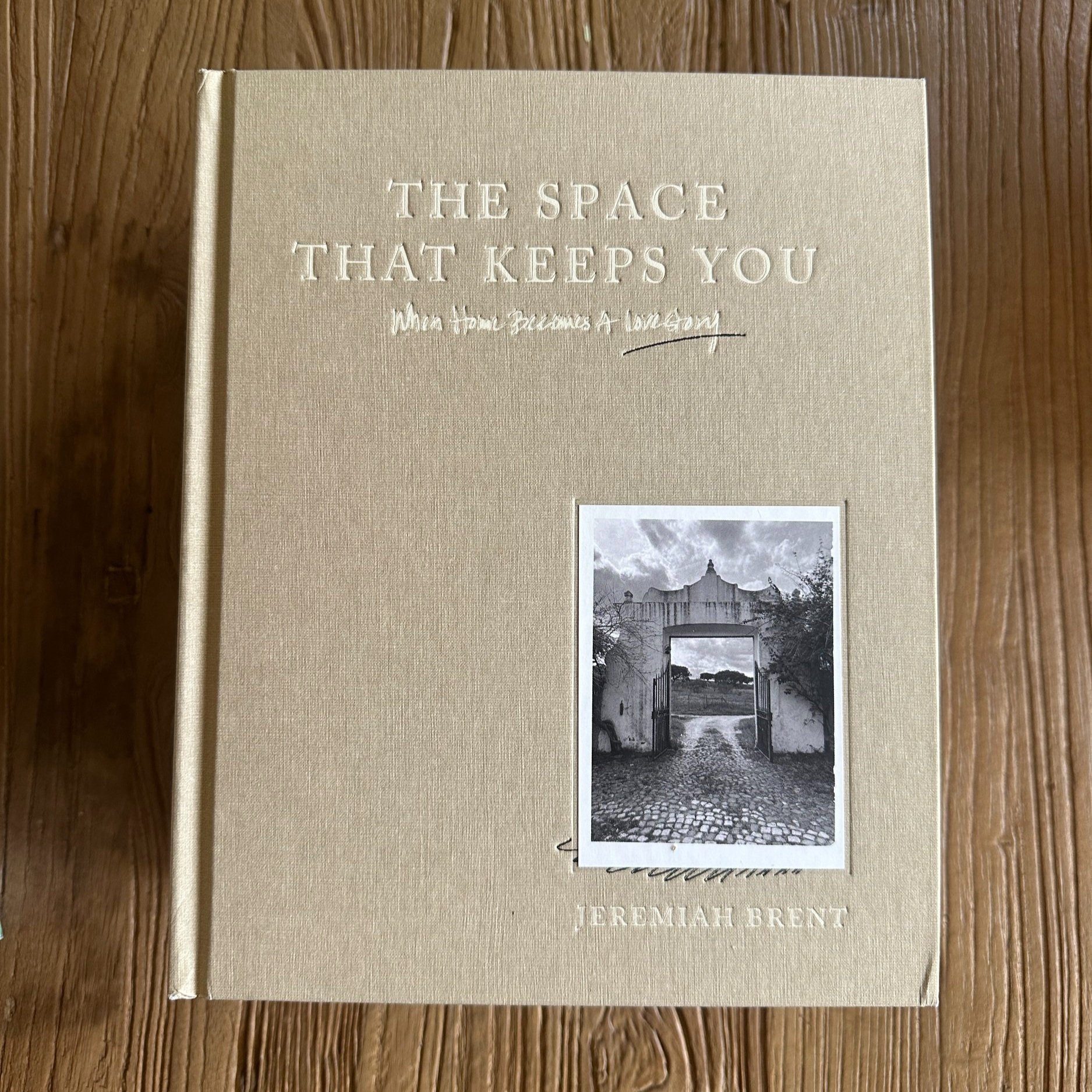 The space that keeps you: when home becomes a love story coffee book
