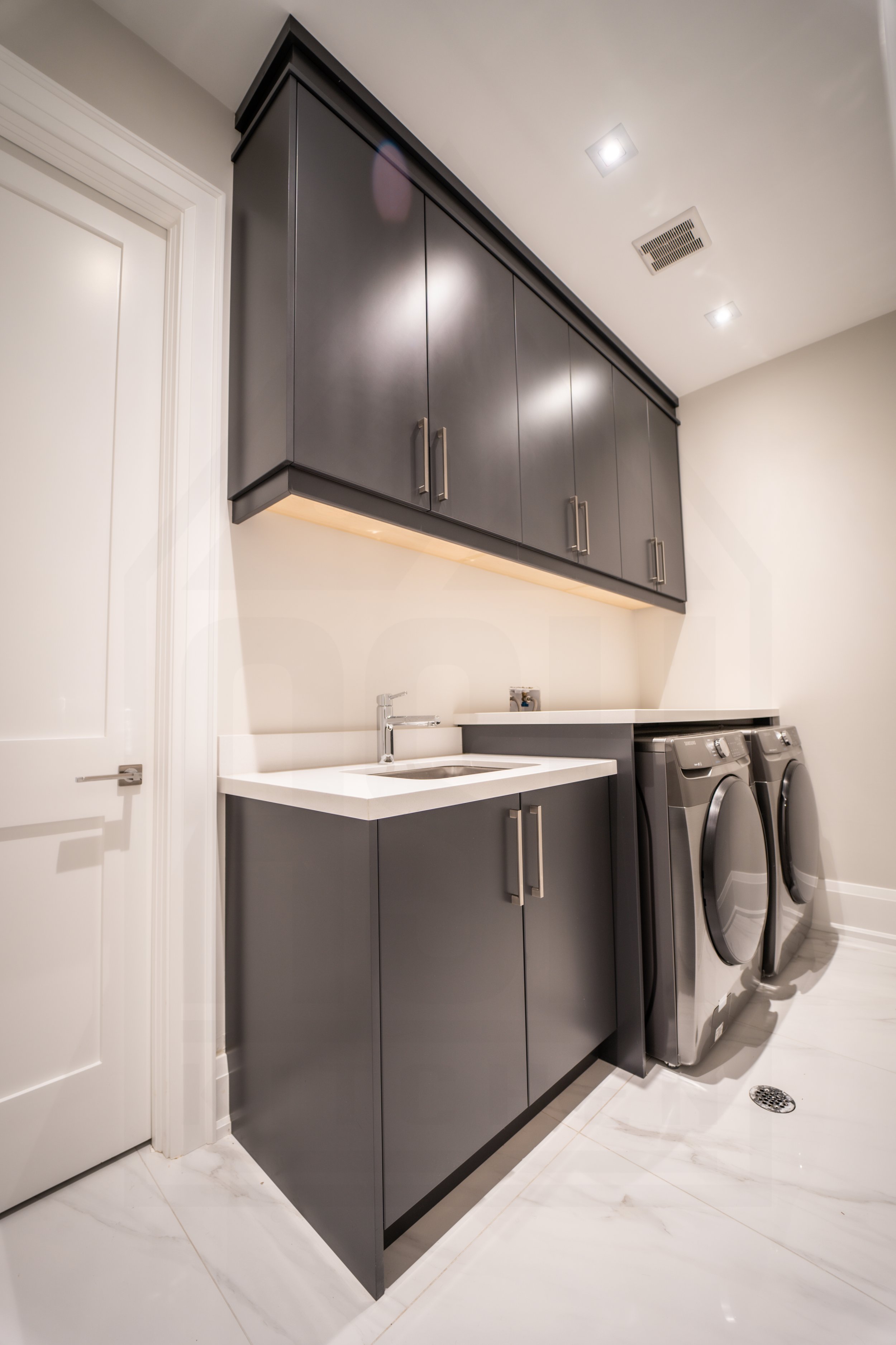 39 Bayberry Ave-59.jpg