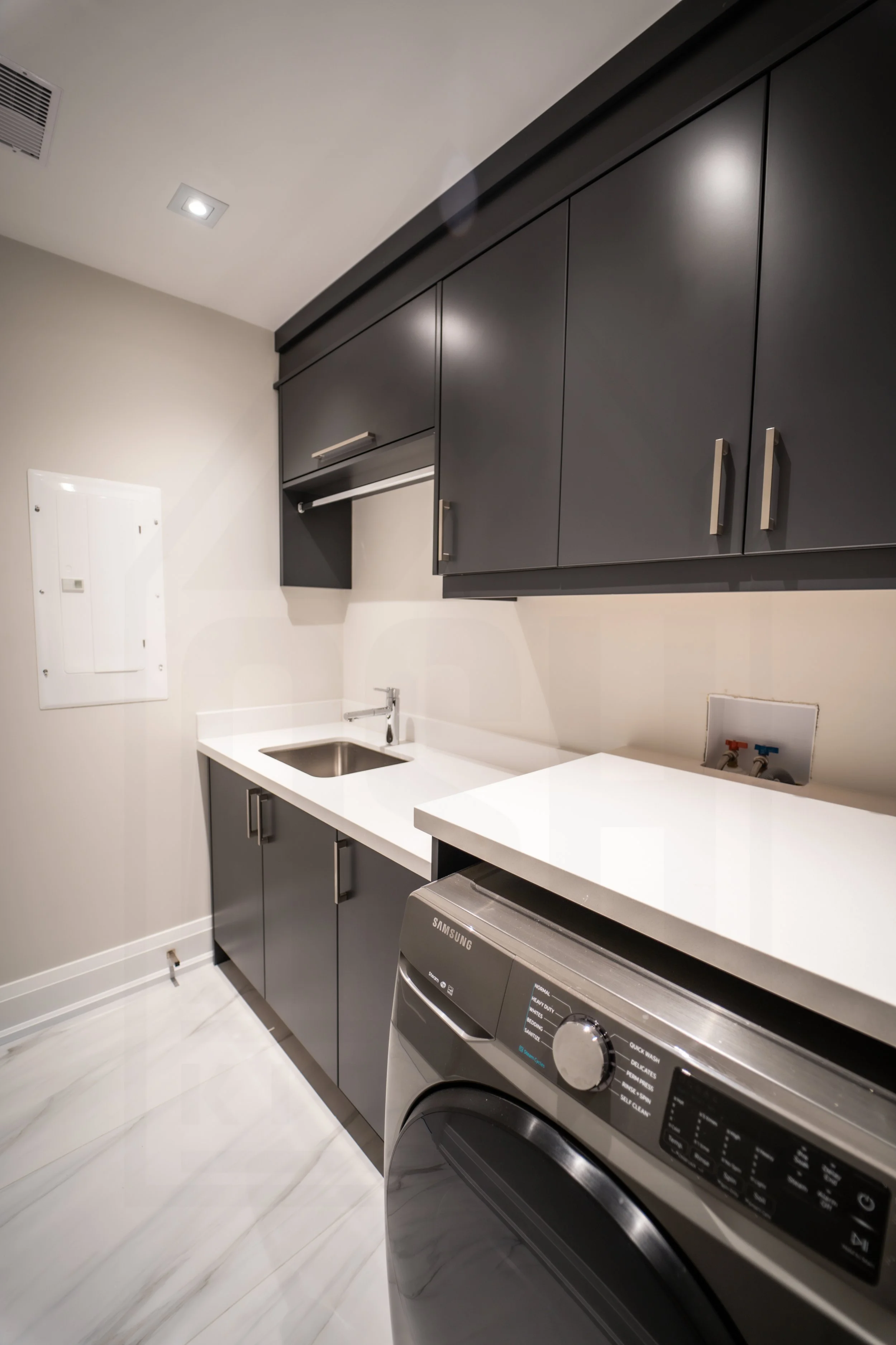 39 Bayberry Ave-30.jpg