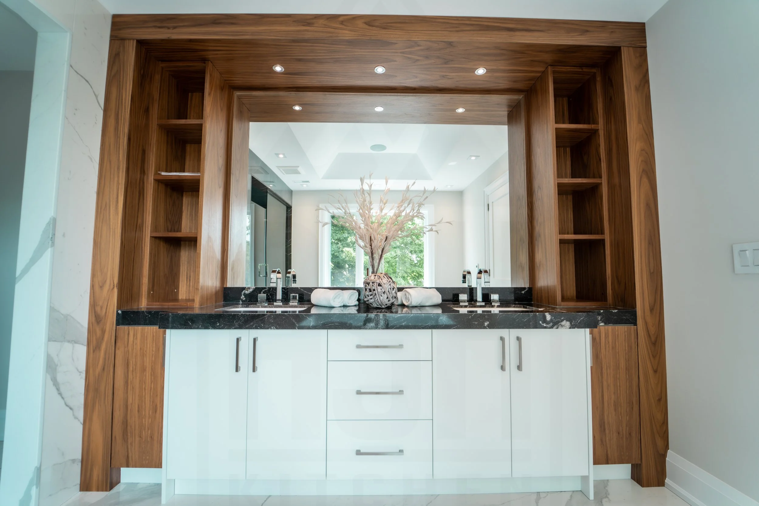 39 Bayberry Ave-32.jpg