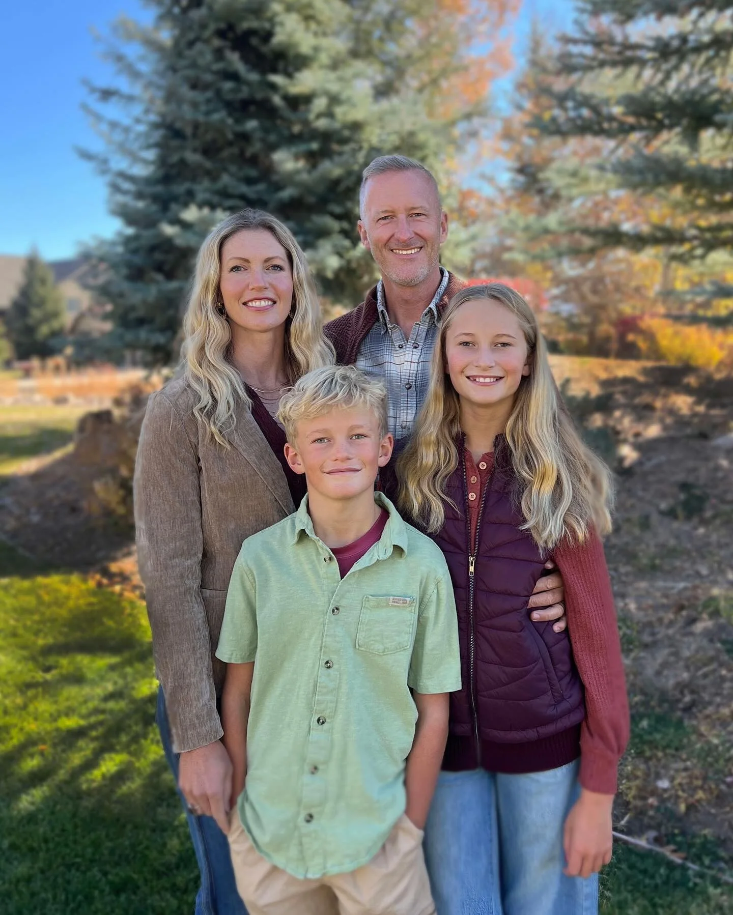 Merry Christmas from the Rileys to you! #merrychristmas❤️ #davidrileyart #nealyrileyart