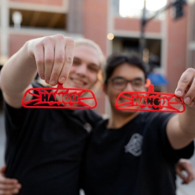 We had so much fun meeting up with the Olathe Low Rider Club yesterday! We got to give them some 2023 Art Tougeau cutouts, too! 
📸: @brown_boy_media