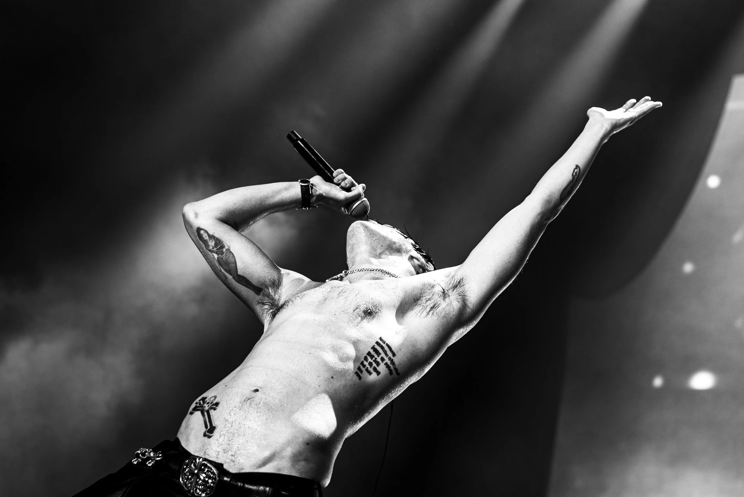 YUNGBLUD-8.jpg