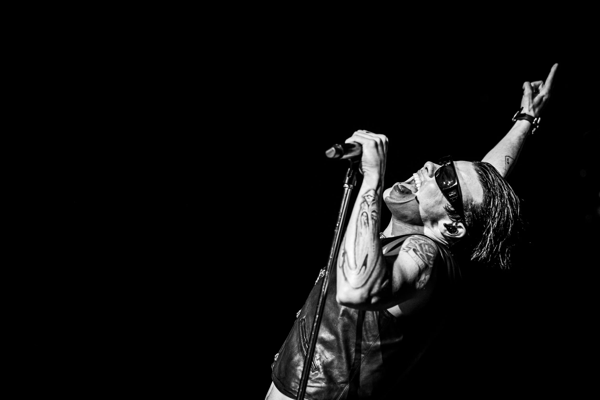 YUNGBLUD-4.jpg