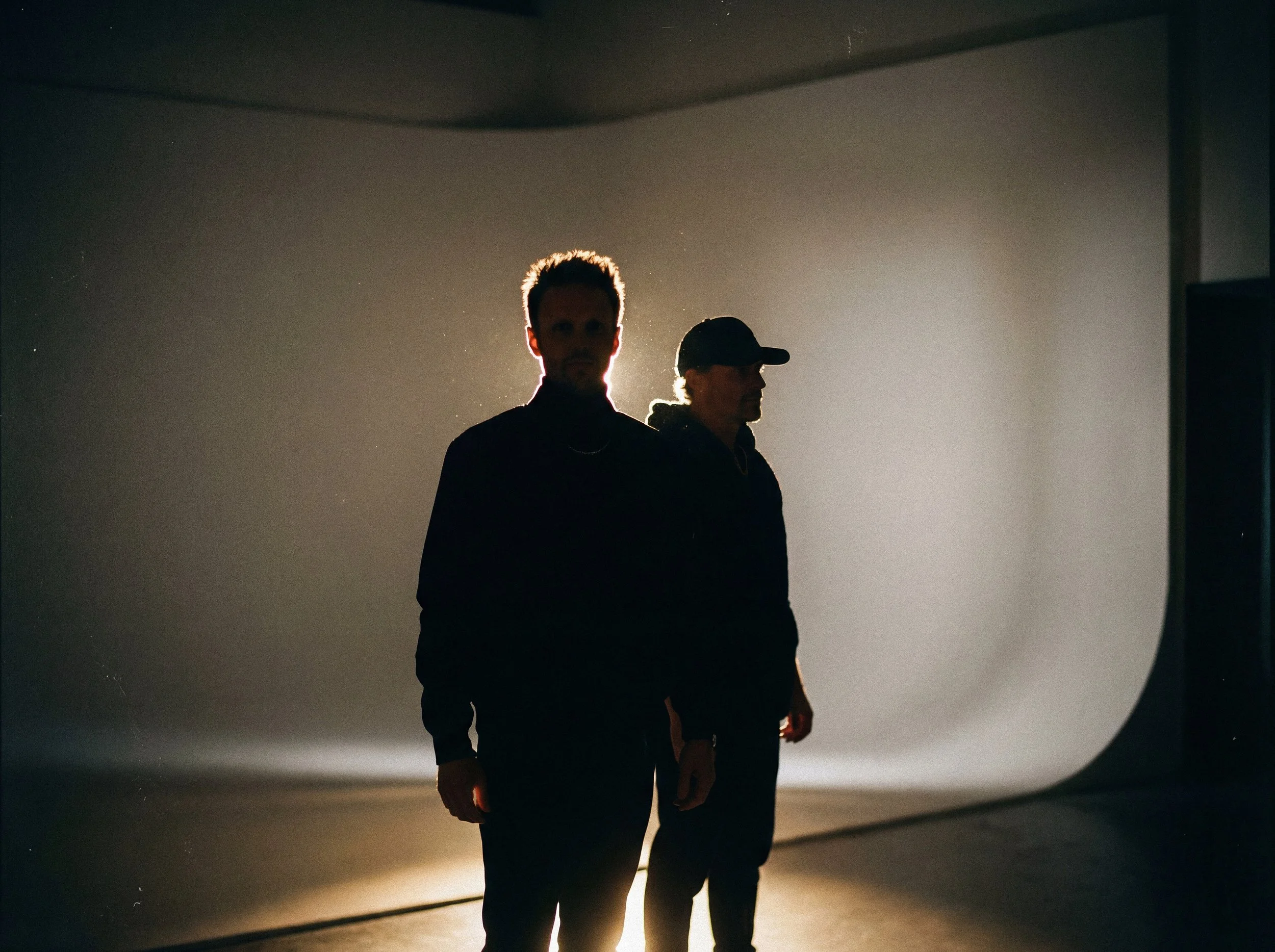 SILHOUETTE 5.jpg