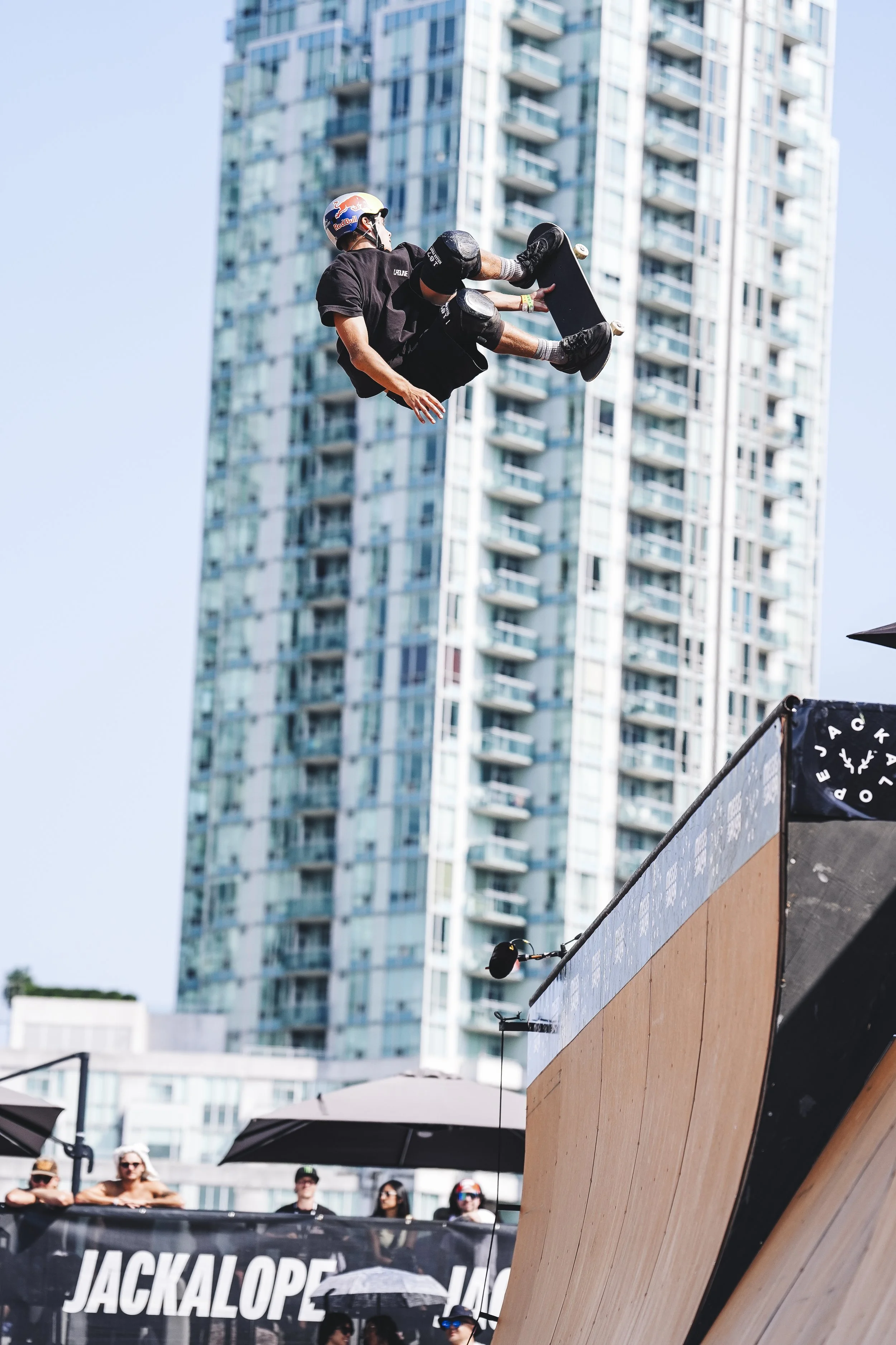 Victor Sel_Mens vert Final_Jackalope Mississauga_2026_Ballard.jpg