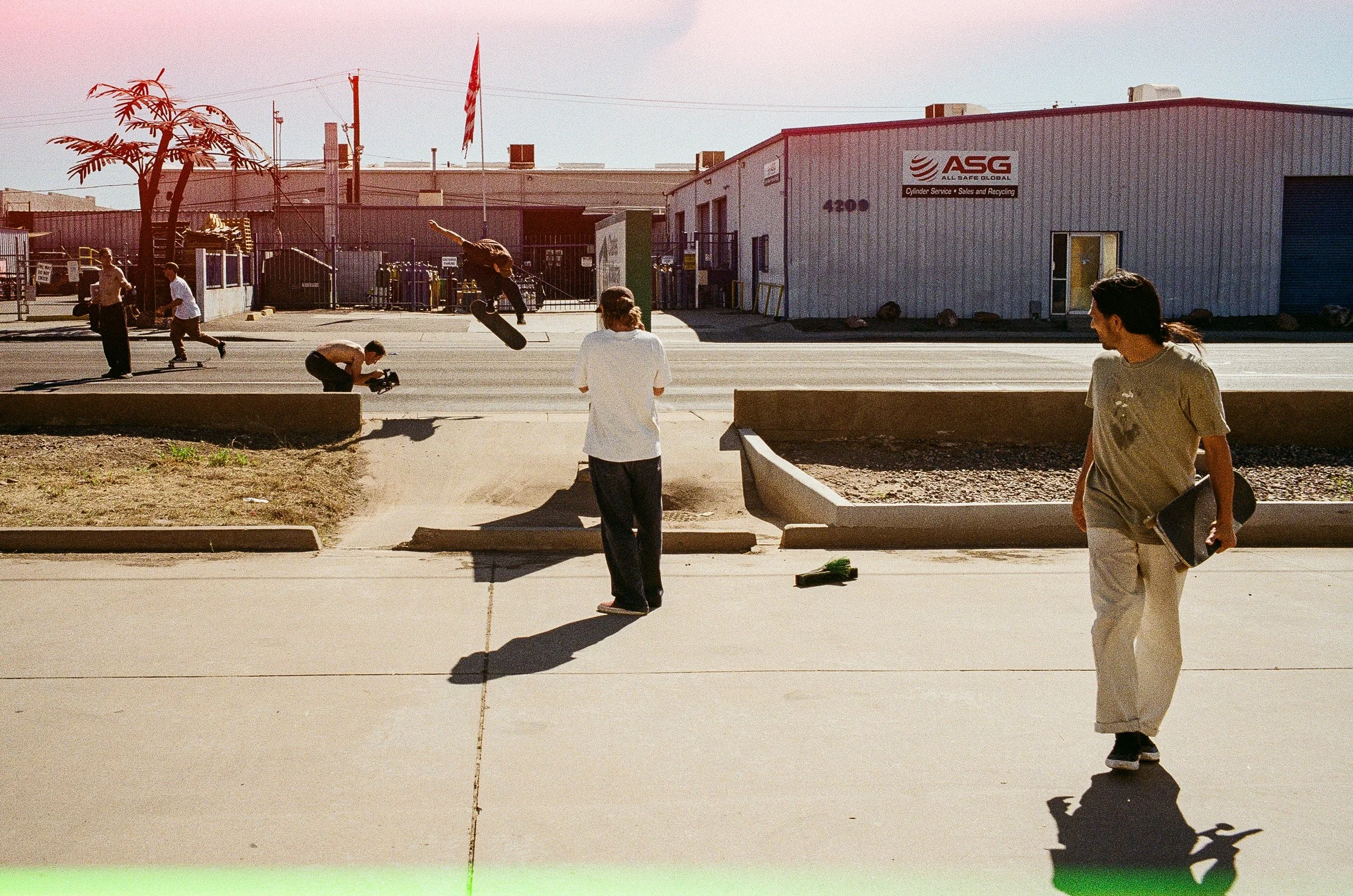 Dougie-BSFlip.jpg