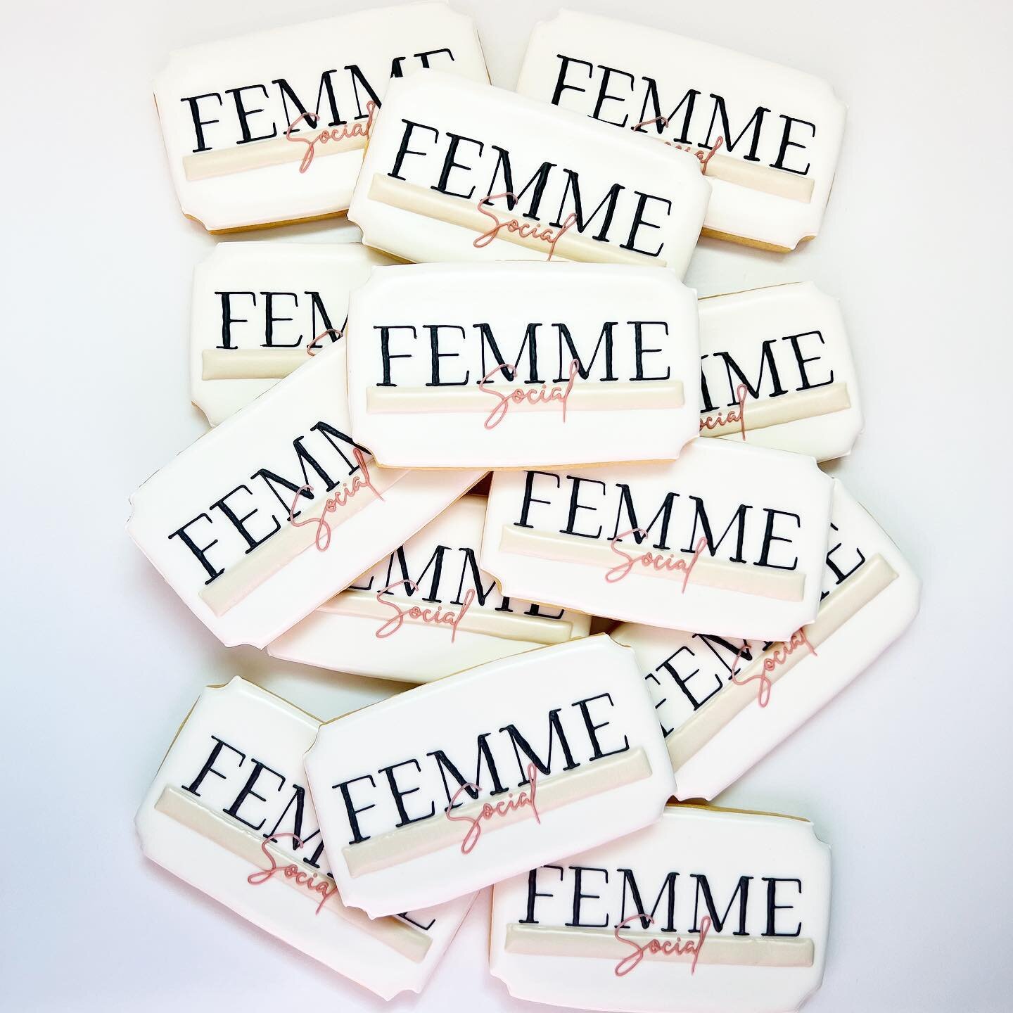 @femmesocialmastermind 

I had the pleasure of making these cookies for an amazing organization I&rsquo;m a part of. Femme Social is a group of a female entrepreneurs that meet monthly to connect and learn. If you&rsquo;re interest in joining contact