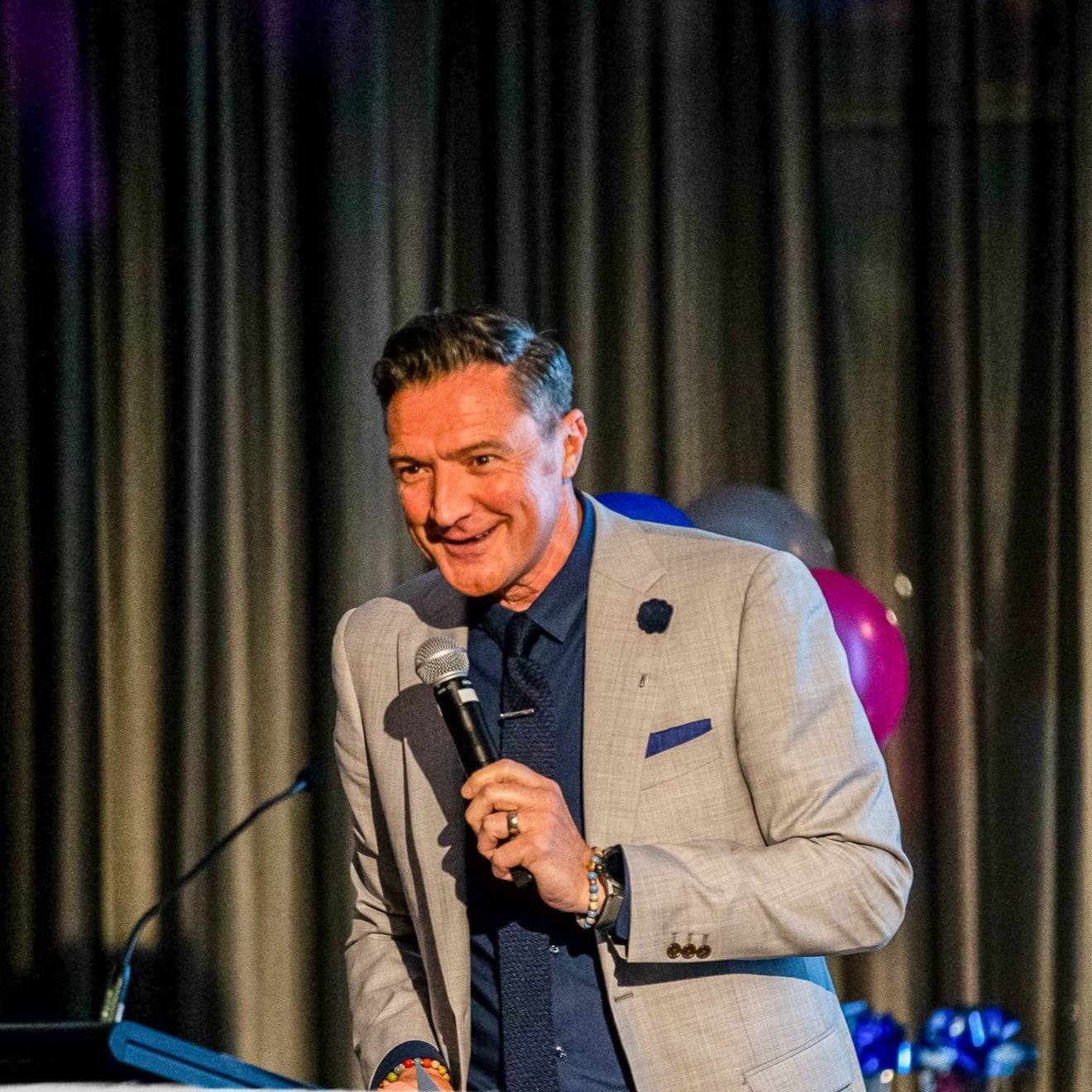 Colin D Ellis delivers energising culture keynotes