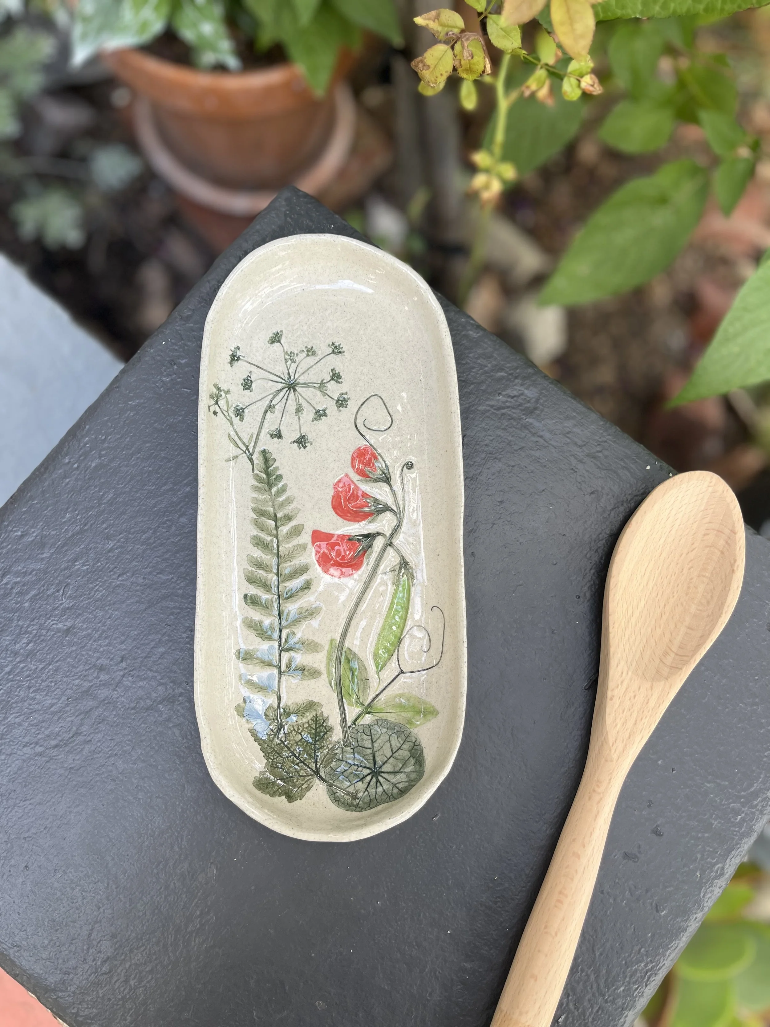 Long oval sweet pea garden platter