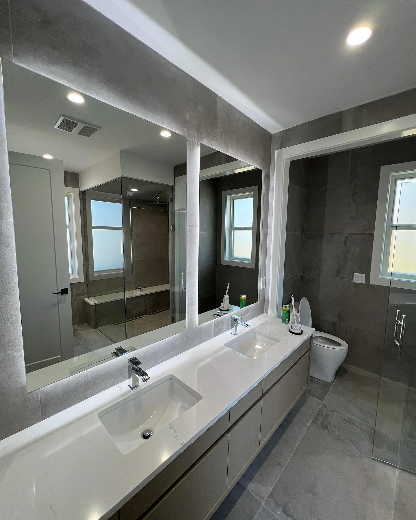 North Delta custom home project photo 8