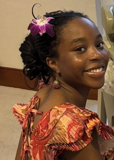 Desola Headshot