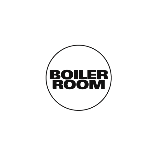 Logo avec le texte 'Boiler Room' au centre, entouré par une illustration de haut-parleur et de câbles audio.