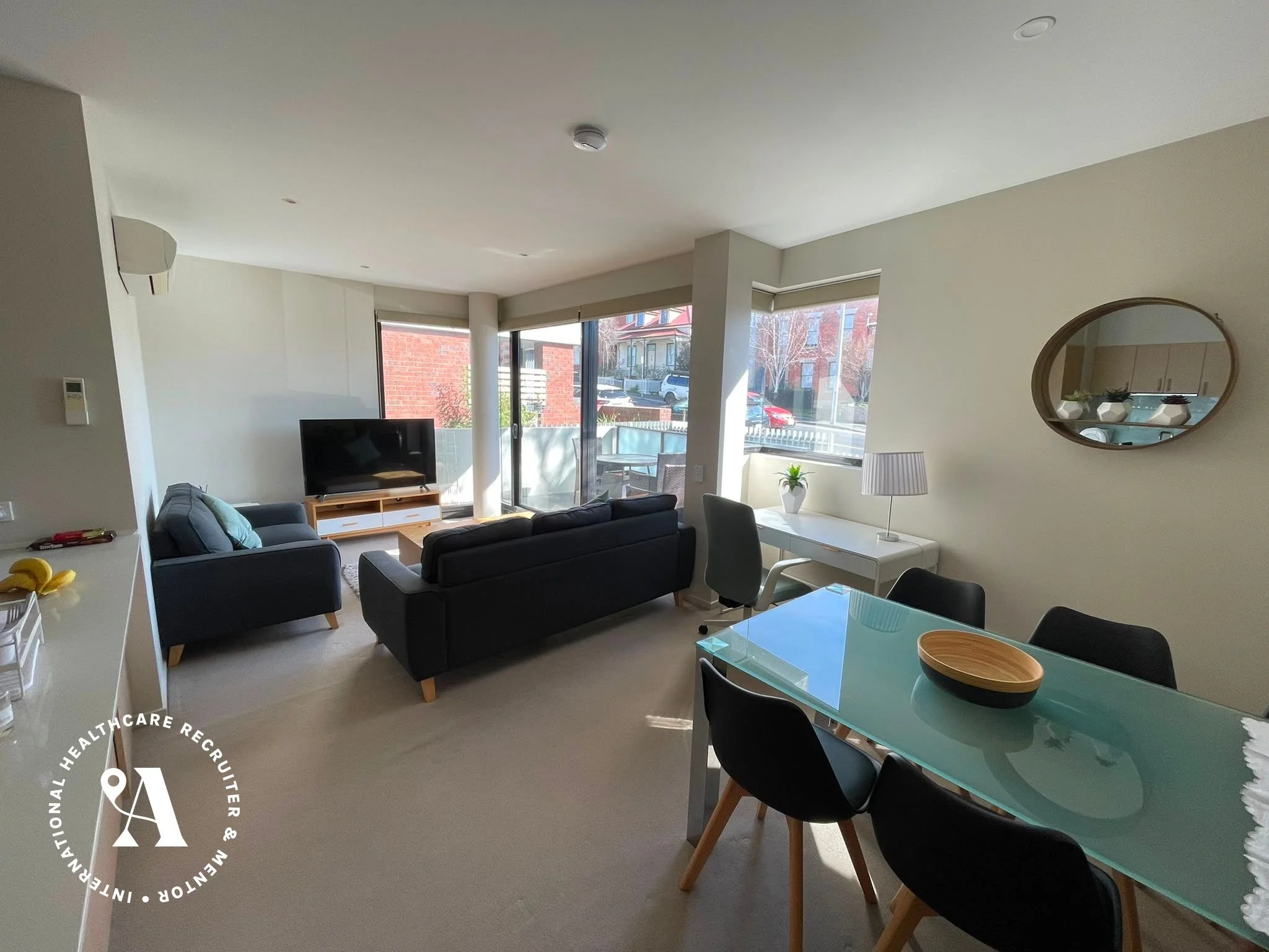 Imagine landing in a new country and arriving to your hospital accomodation and it looks this good 🤩

The perfect base to settle in and find your feet! 

#tasmania #hospitalaccomodation #midwifelife #australiajobs #newhomedownunder