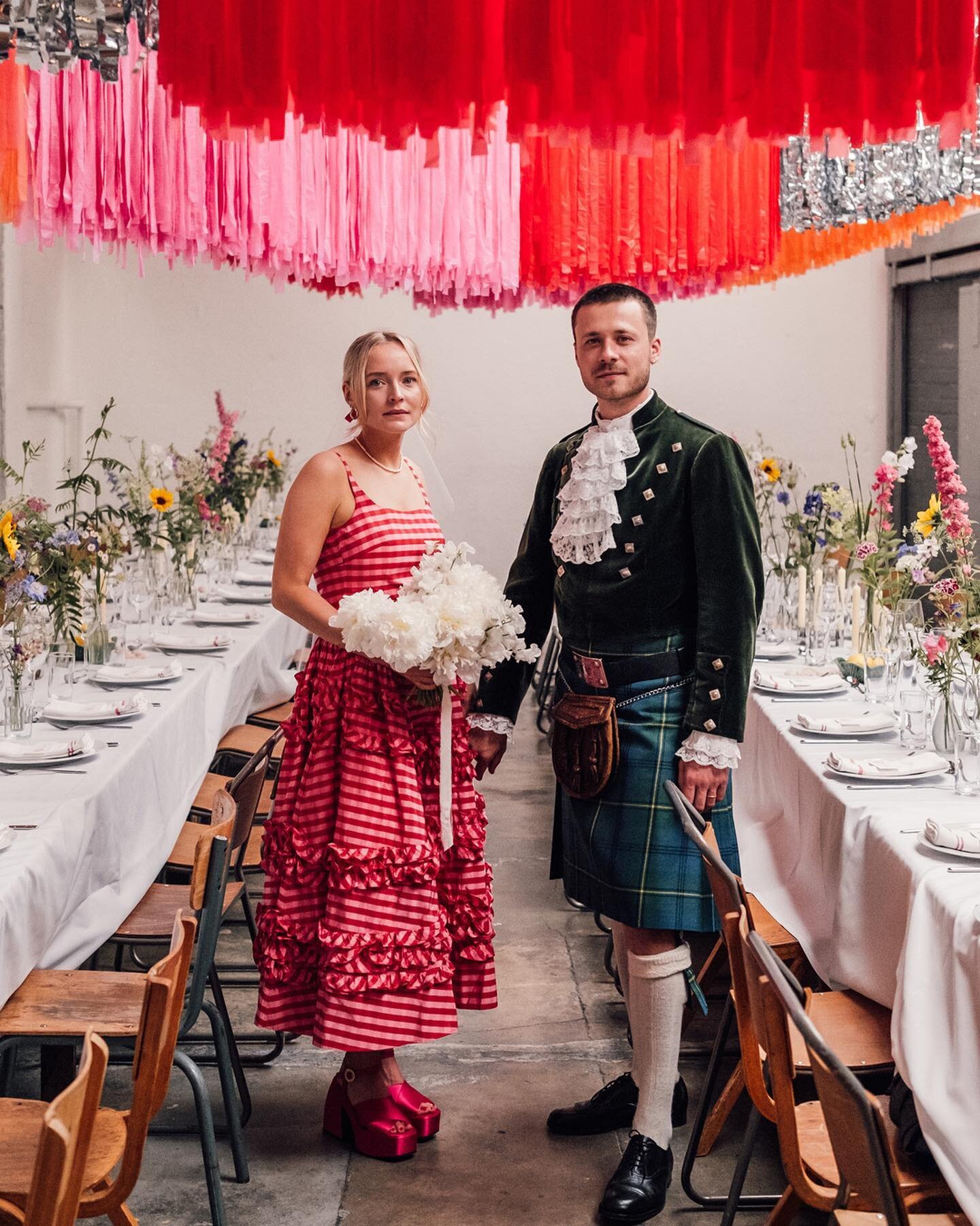 Let&rsquo;s just appreciate these outfits 😍. Throwback to Alfie &amp; Serena&rsquo;s wedding in Hackney.
.
Married at @hackneyvenues 
Reception @markandmarko 
Flowers @_studiodandelion_ 
.
.
#hackneywedding #documentaryweddingphotographer #weddingpo