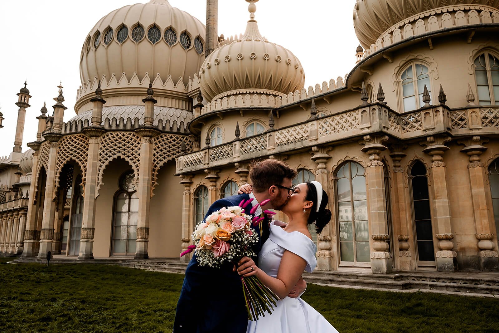 royal-pavilion-Brighton-wedding-photography28.jpg