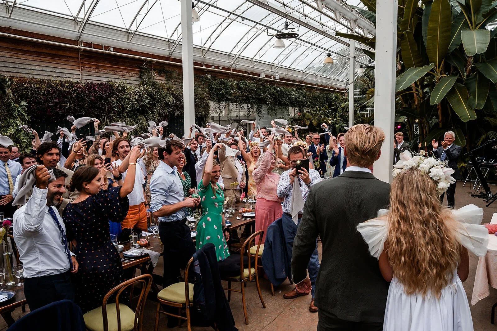 Rhs-wisley-wedding15.jpg