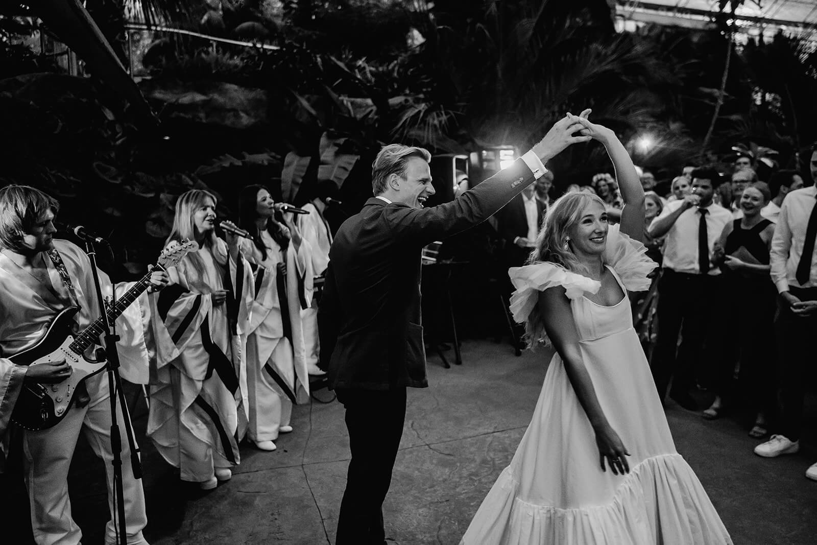 Rhs-wisley-wedding-photographer7.jpg