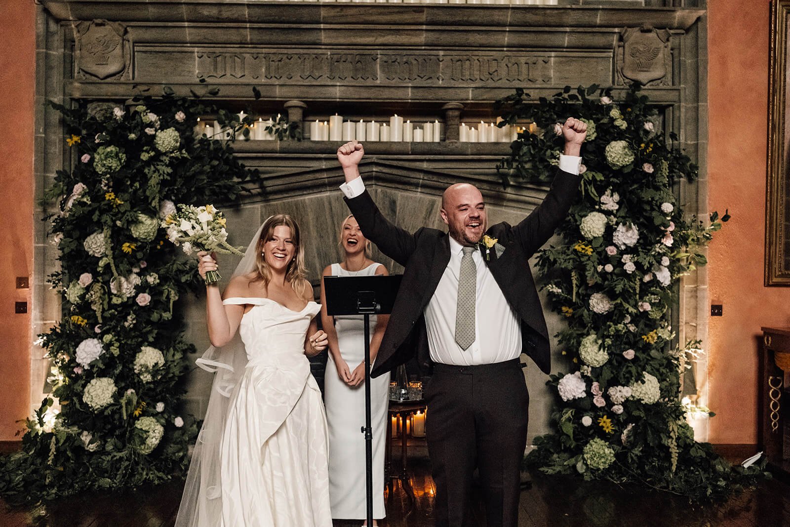 Cowdray-house-wedding-photographer-17.jpg
