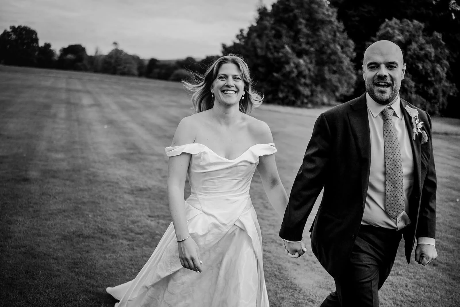 wedding-photos-at-cowdray-house-3.jpg
