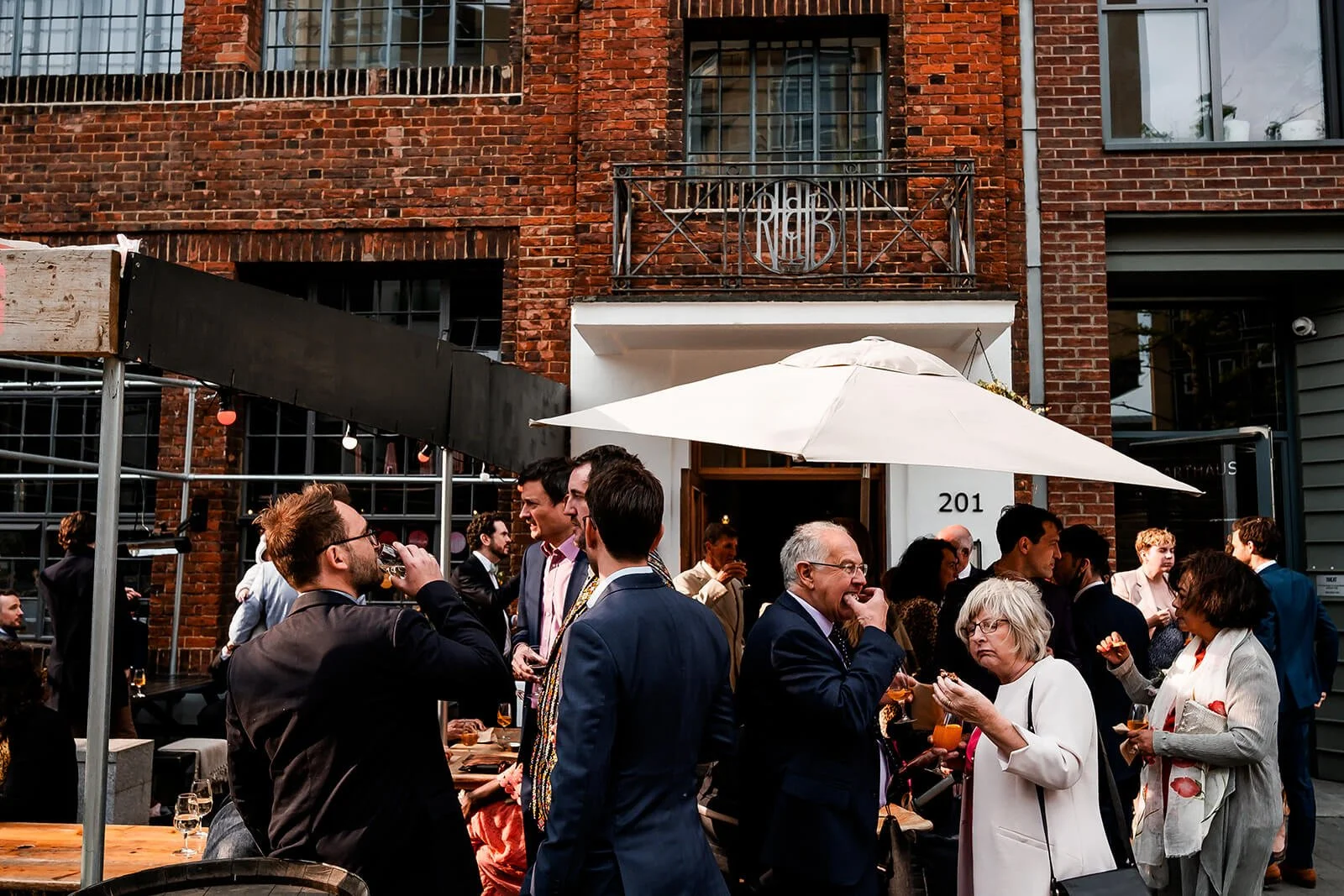 Jane & John's Hackney Registry Office Wedding + LARDO